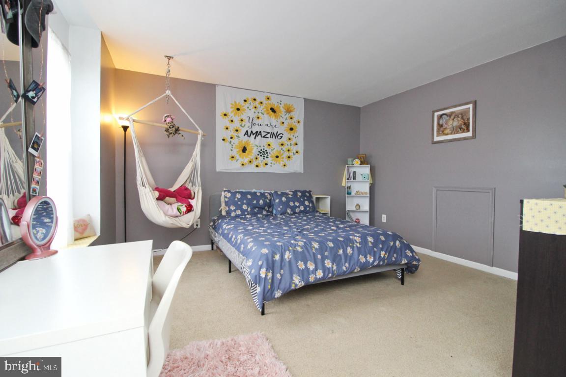 LAKES AT STANSBURY SHORE - Residential