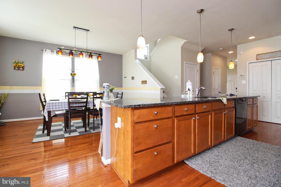 LAKES AT STANSBURY SHORE - Residential