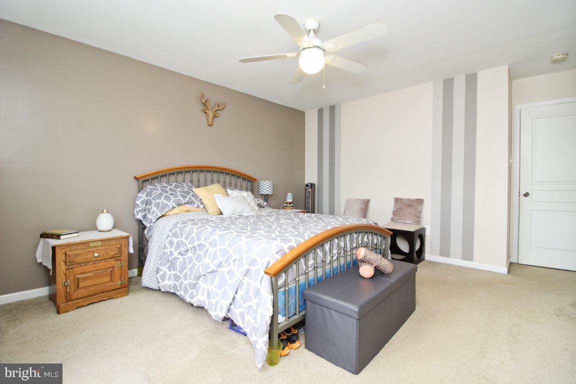 LAKES AT STANSBURY SHORE - Residential