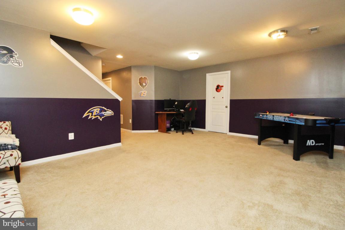 LAKES AT STANSBURY SHORE - Residential