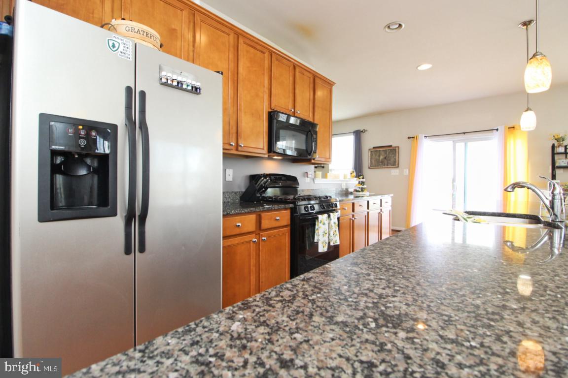 LAKES AT STANSBURY SHORE - Residential