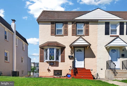 Townhouse For Sale - 48 Foster Avenue<br/> SHARON HILL, PA 19079