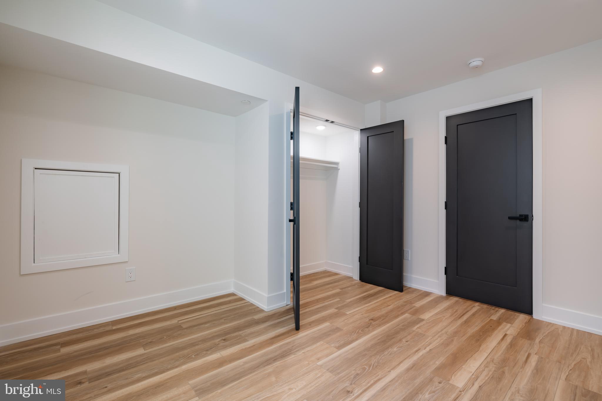 PASSYUNK SQUARE - Residential