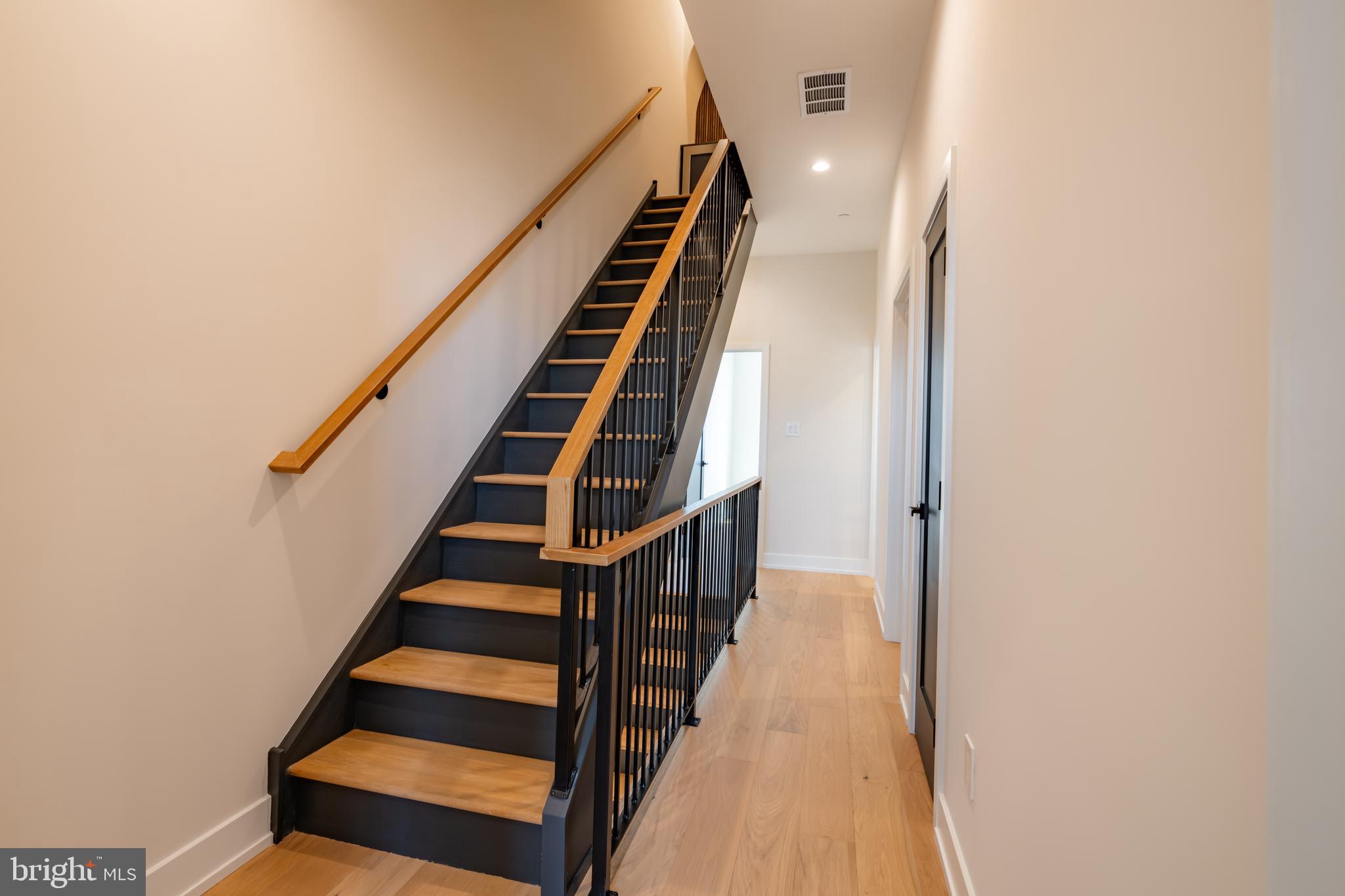 PASSYUNK SQUARE - Residential