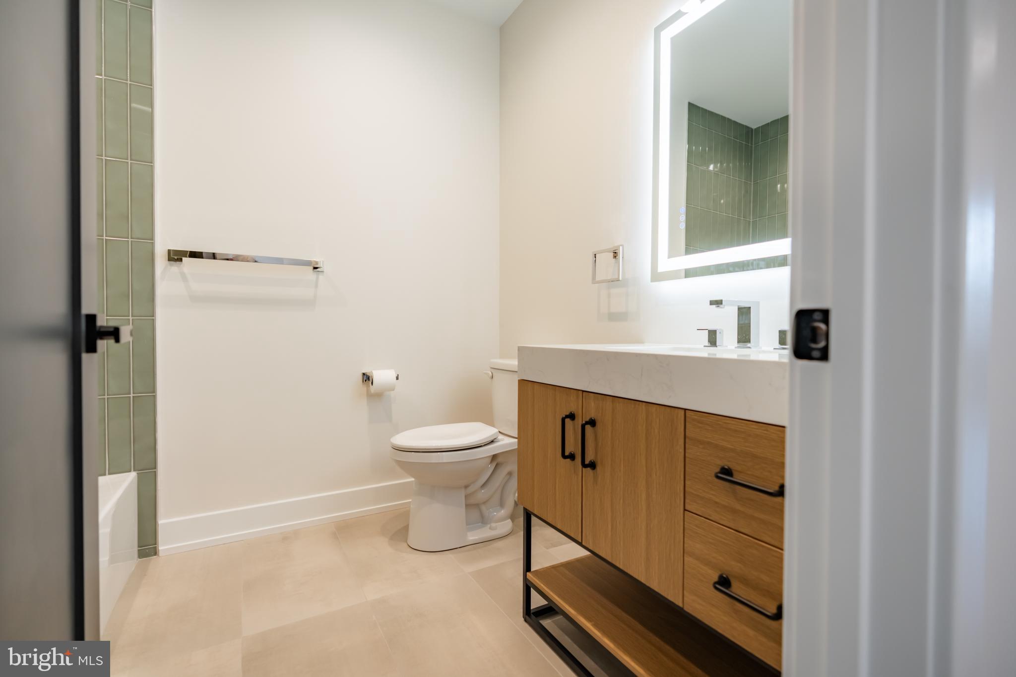 PASSYUNK SQUARE - Residential