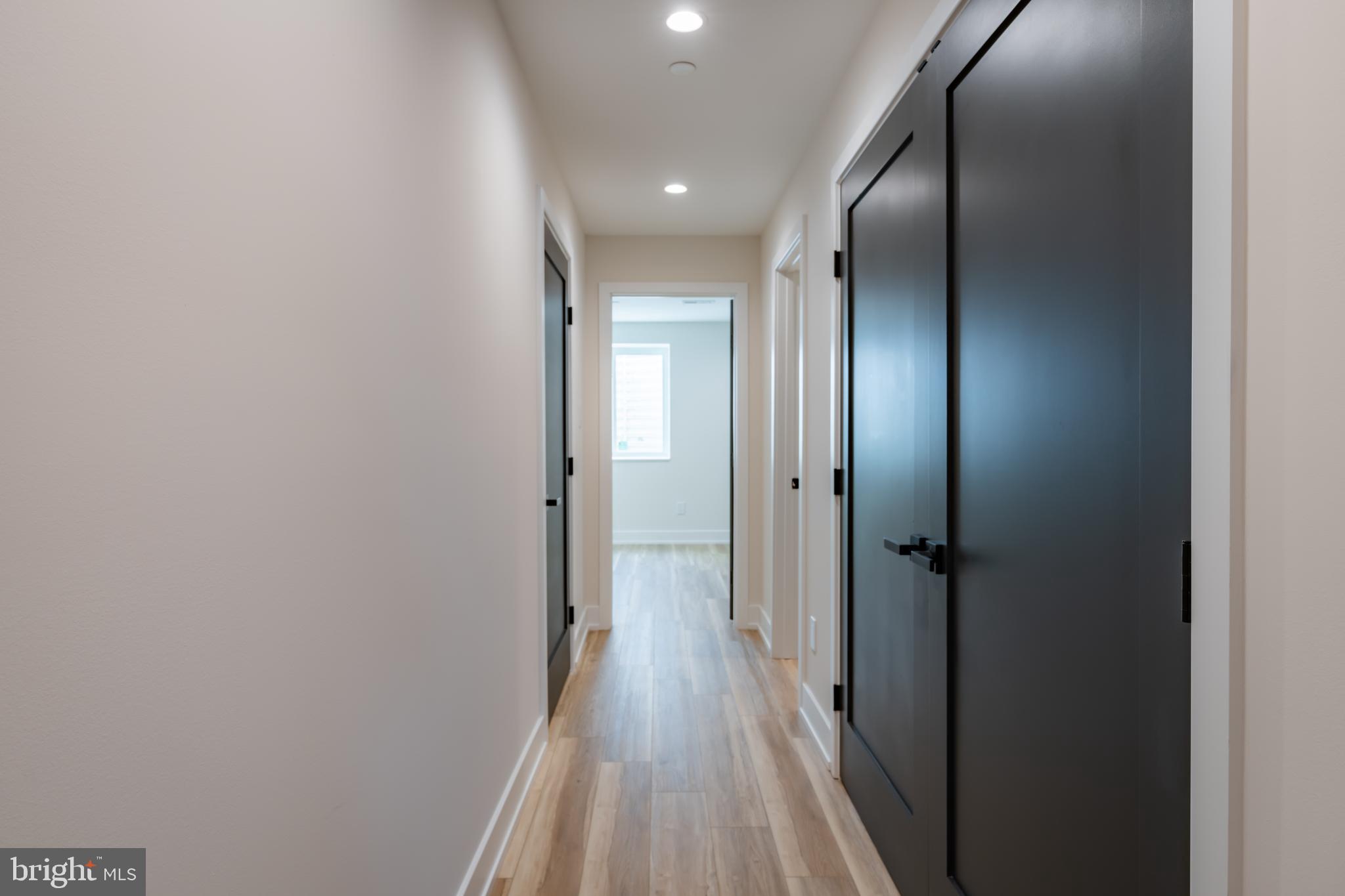 PASSYUNK SQUARE - Residential