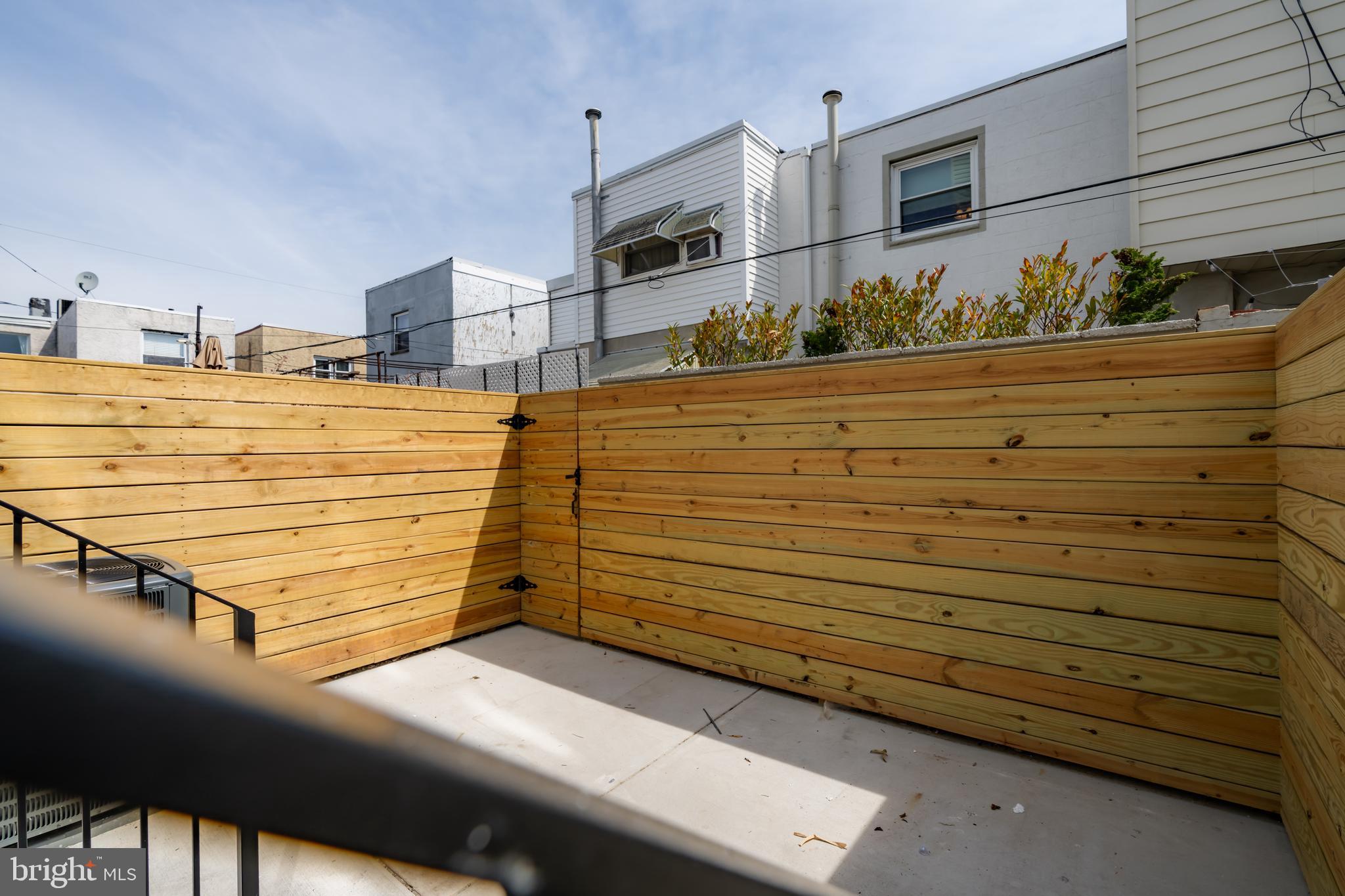 PASSYUNK SQUARE - Residential