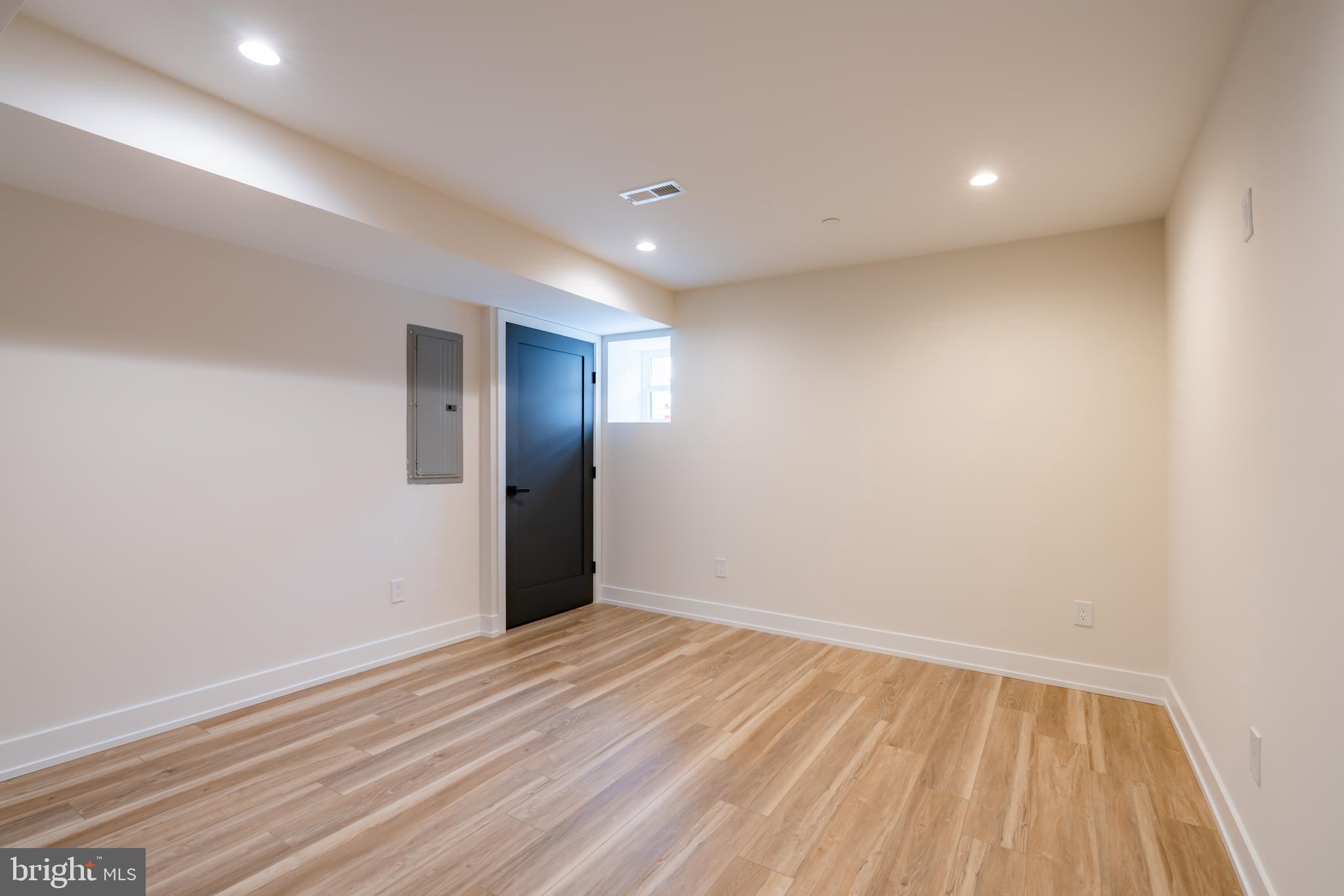 PASSYUNK SQUARE - Residential