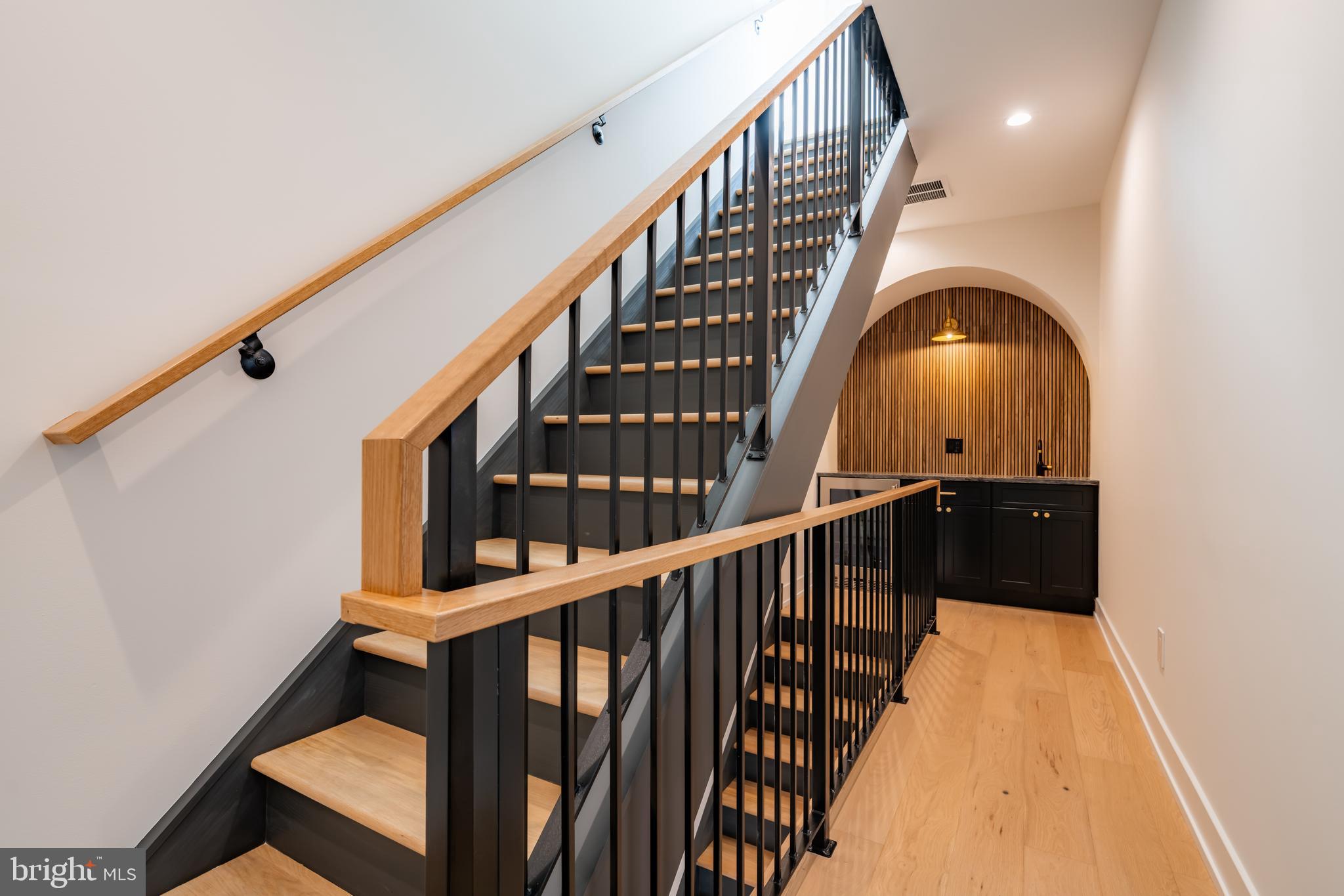 PASSYUNK SQUARE - Residential