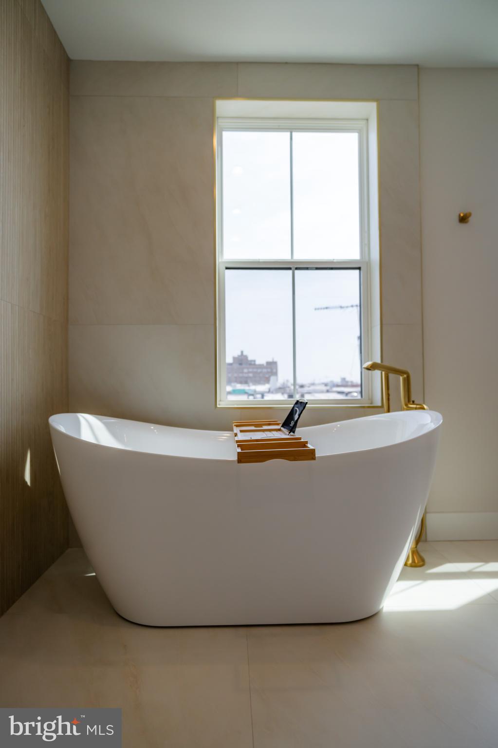 PASSYUNK SQUARE - Residential