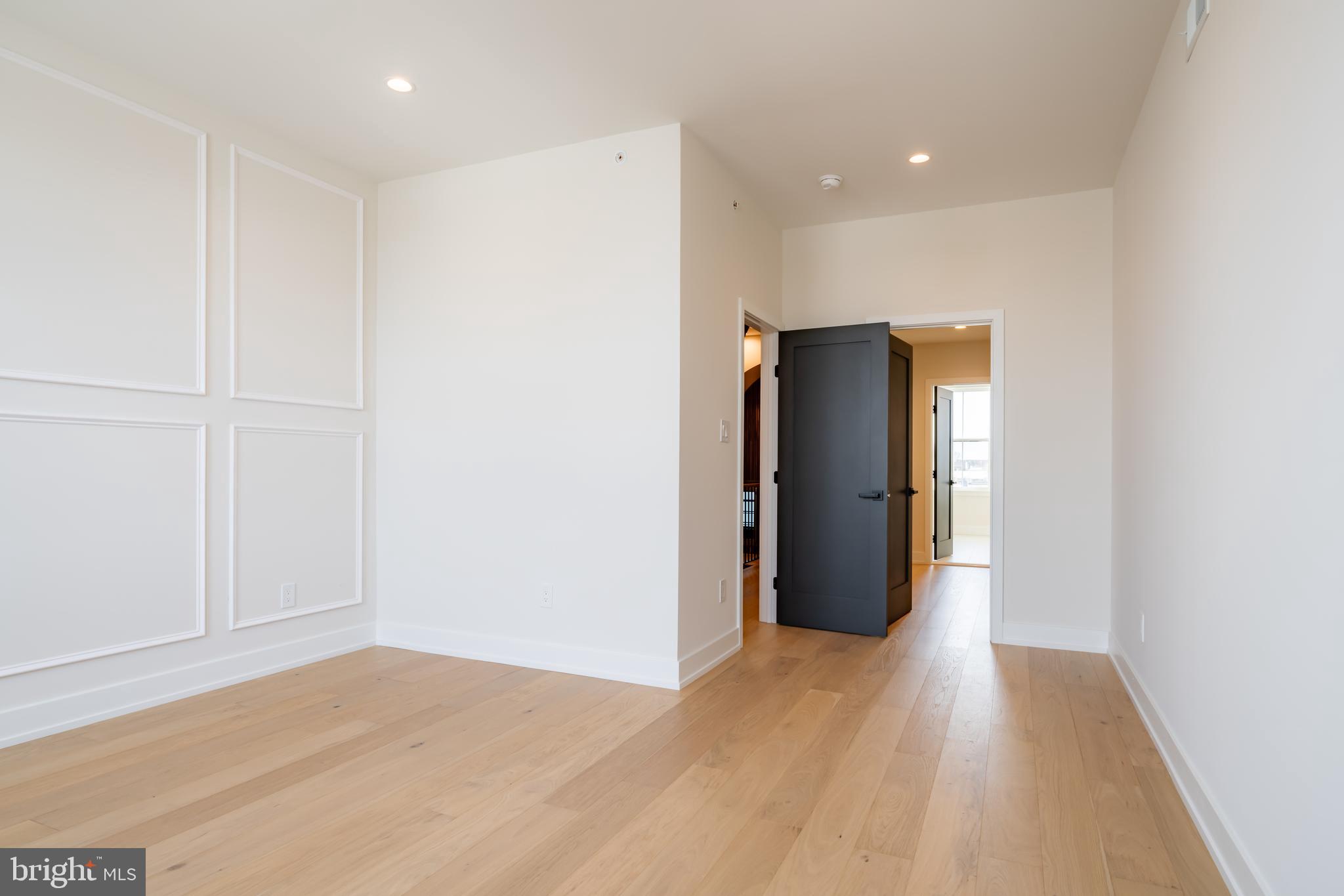 PASSYUNK SQUARE - Residential