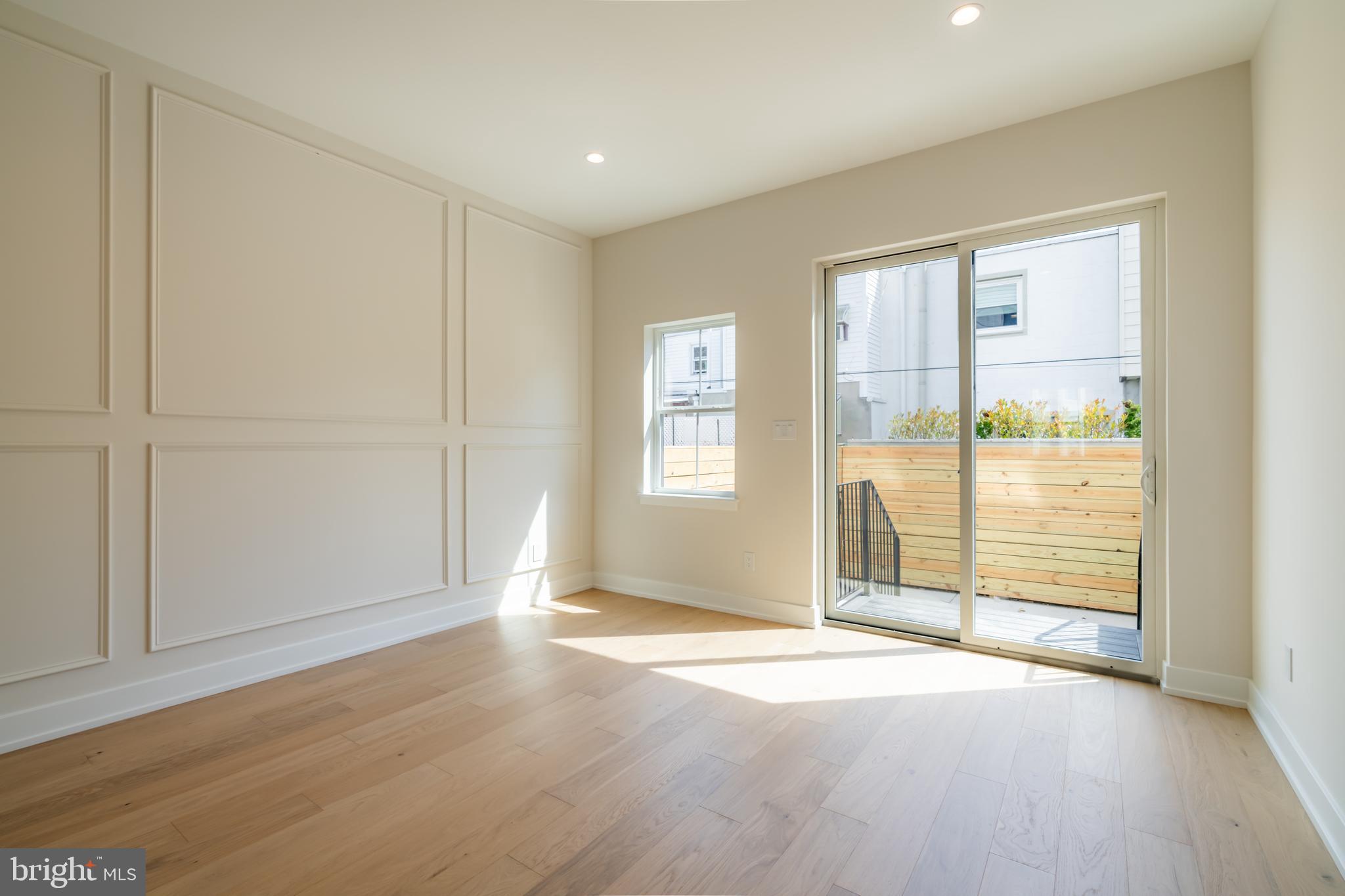 PASSYUNK SQUARE - Residential