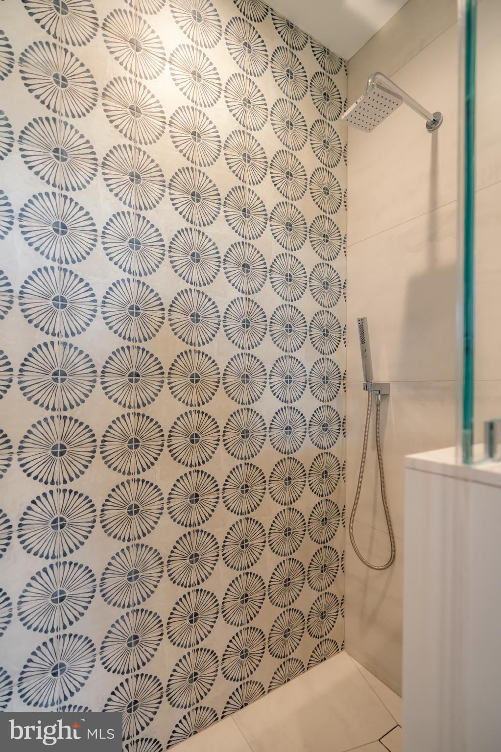 PASSYUNK SQUARE - Residential