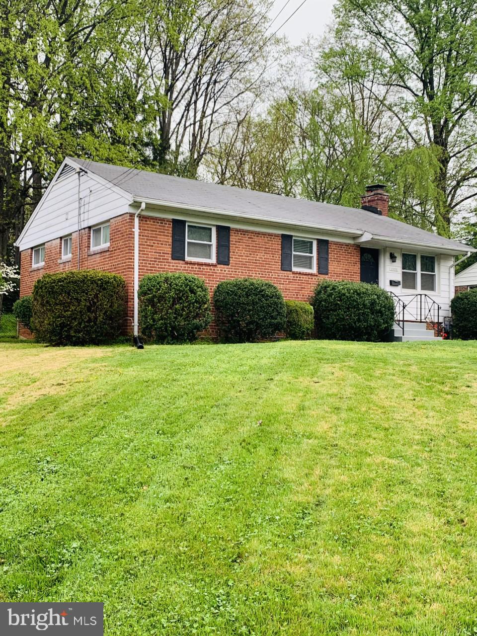 BROYHILL PARK - Residential