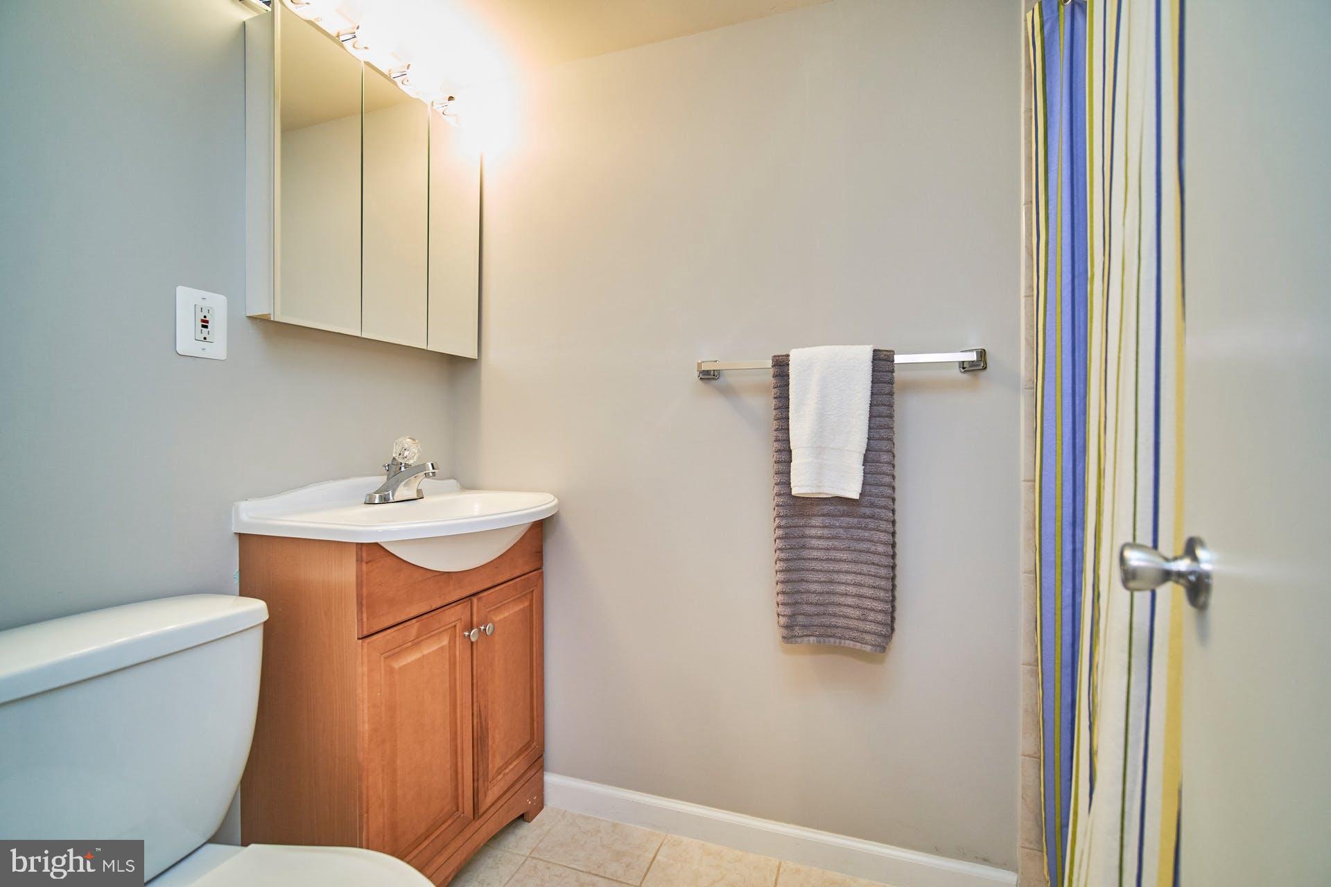 BROYHILL PARK - Residential