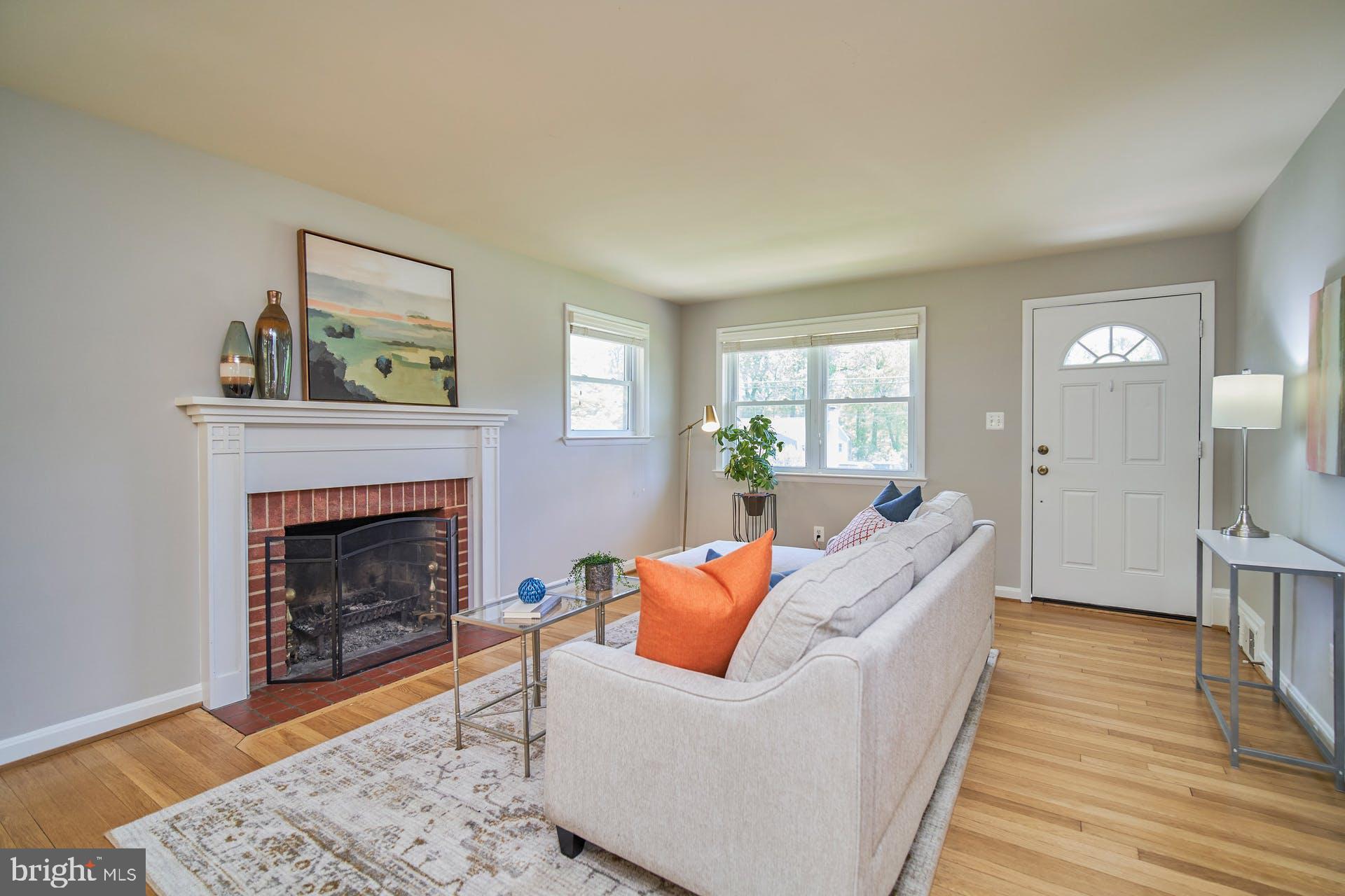 BROYHILL PARK - Residential