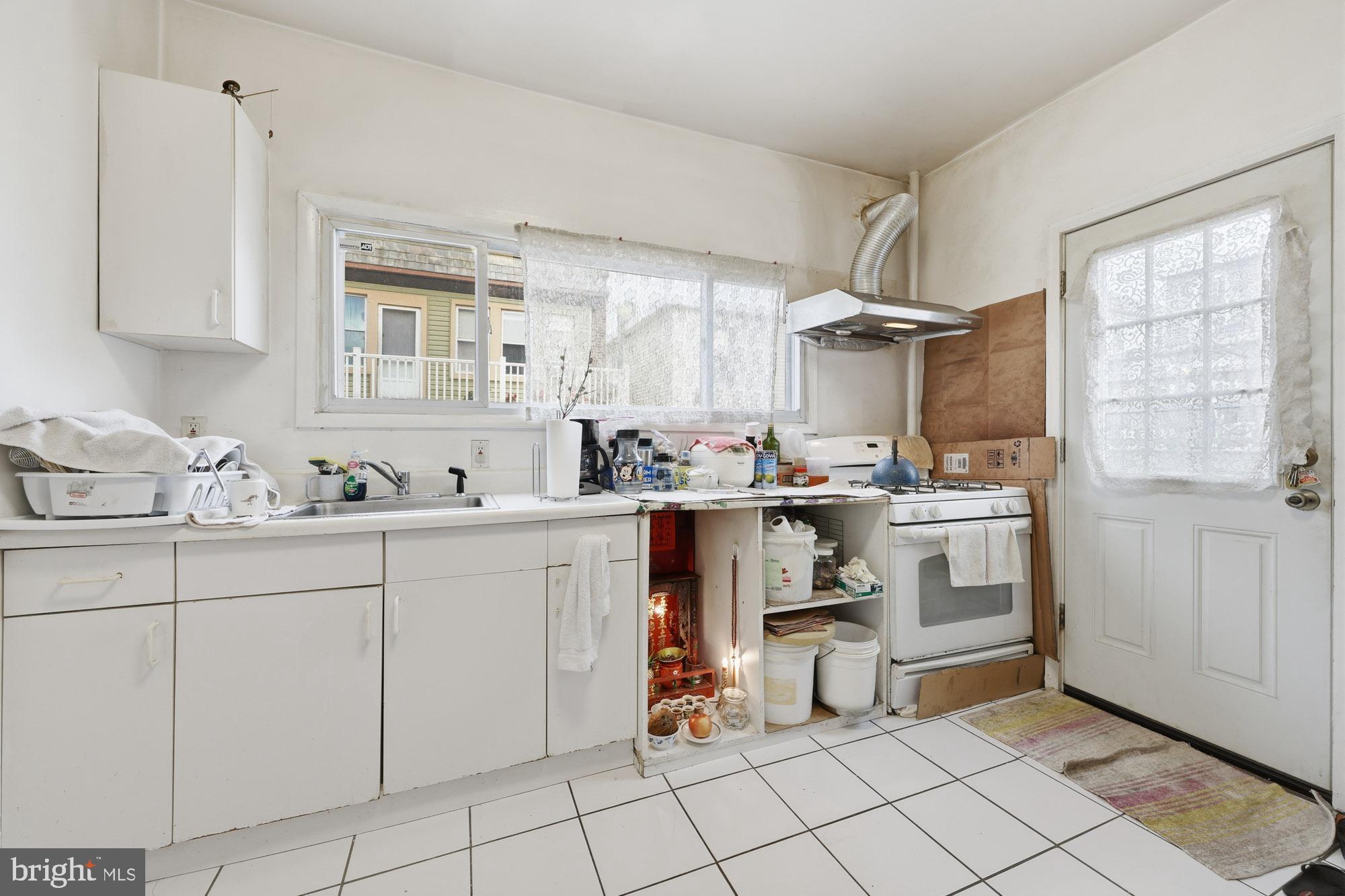 101 N BRIGHTON AVENUE