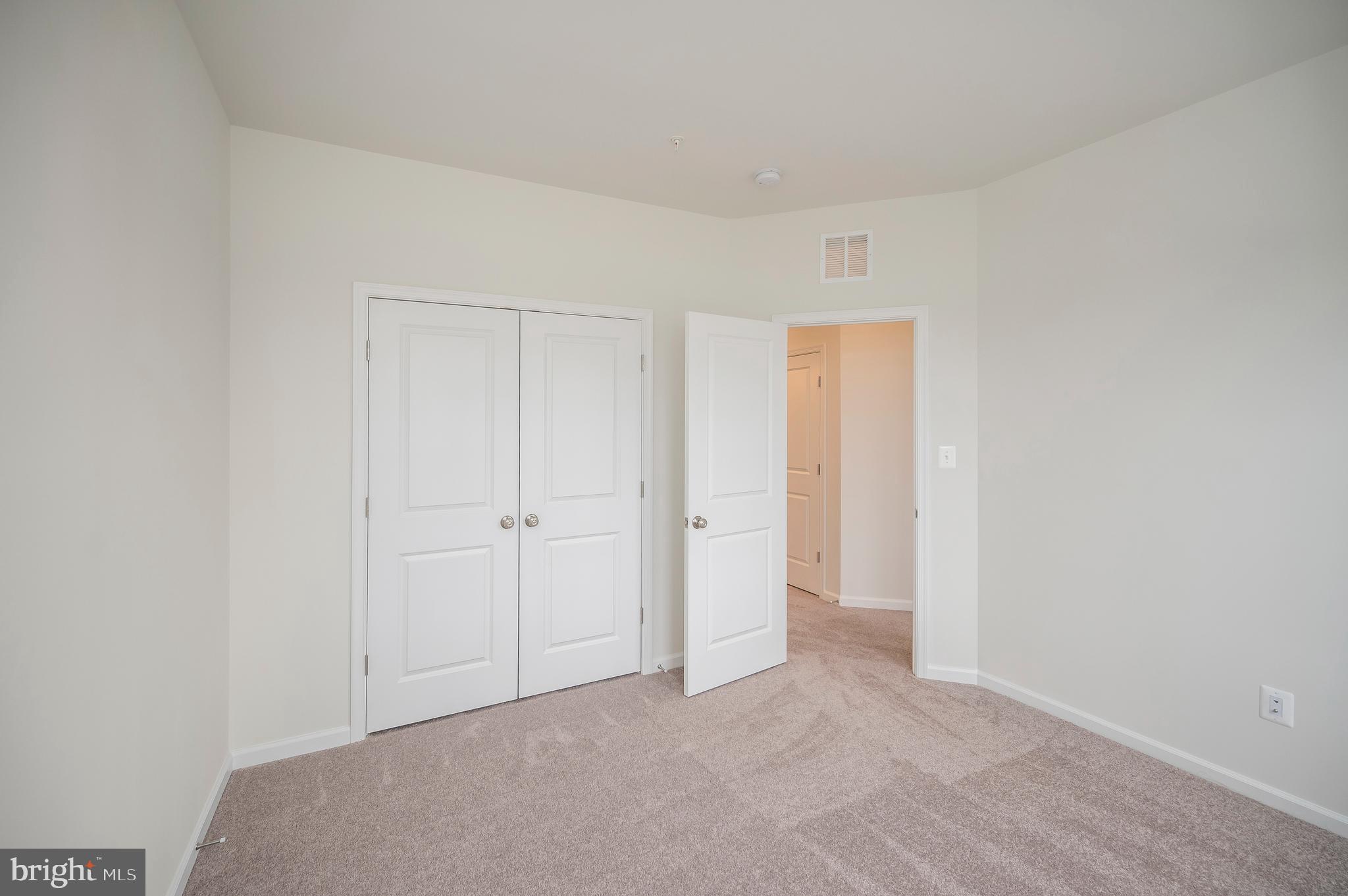 EMBREY MILL - Residential Lease
