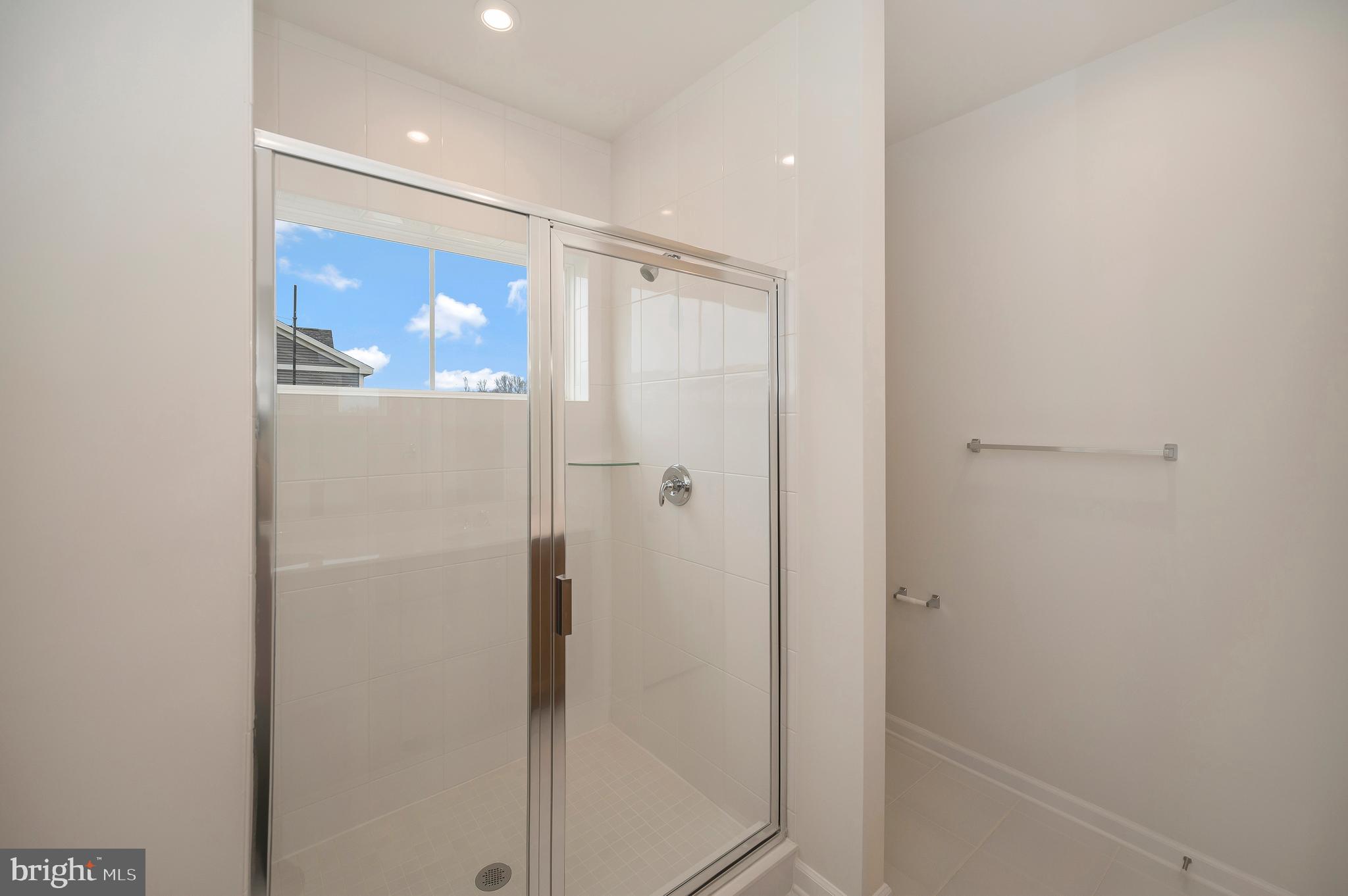 EMBREY MILL - Residential Lease