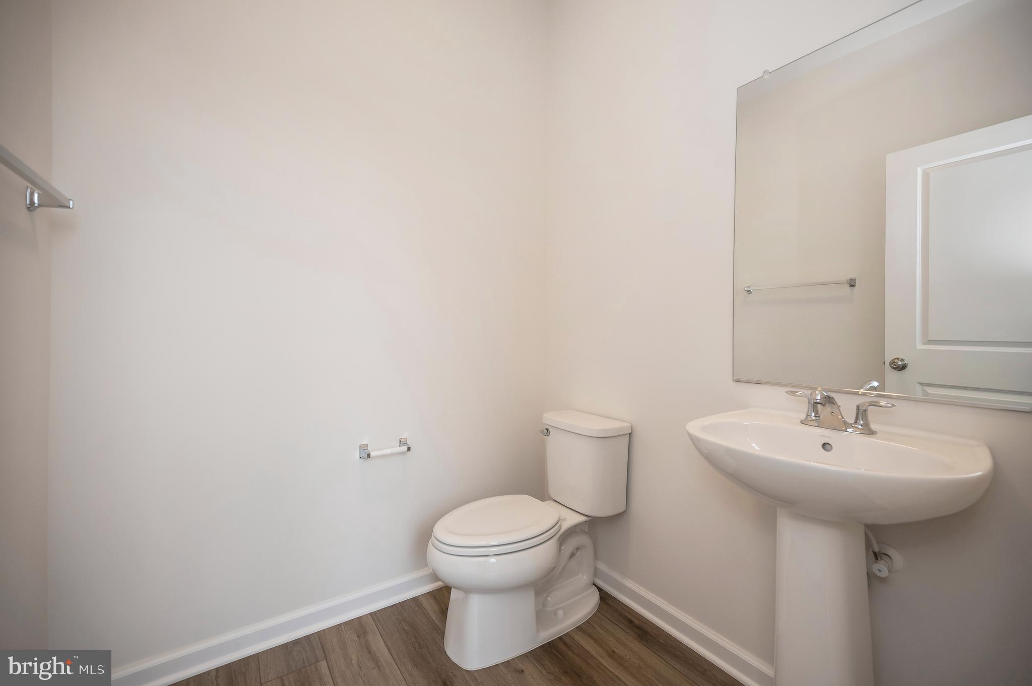 EMBREY MILL - Residential Lease