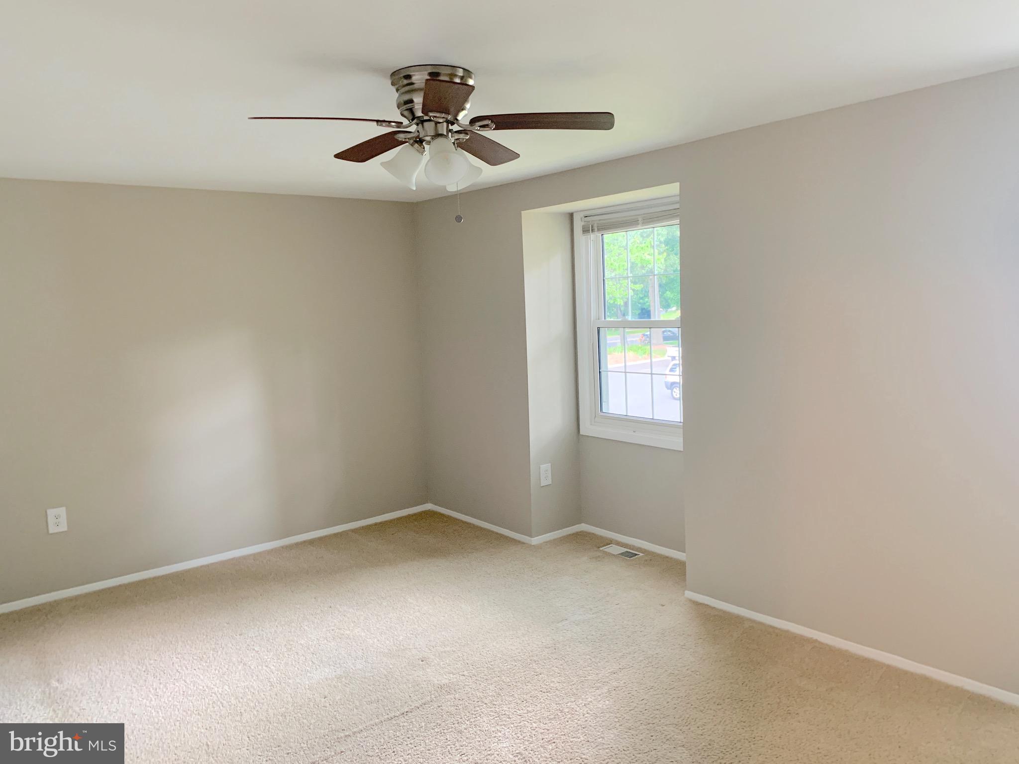 CROFTON TOWNE - Residential