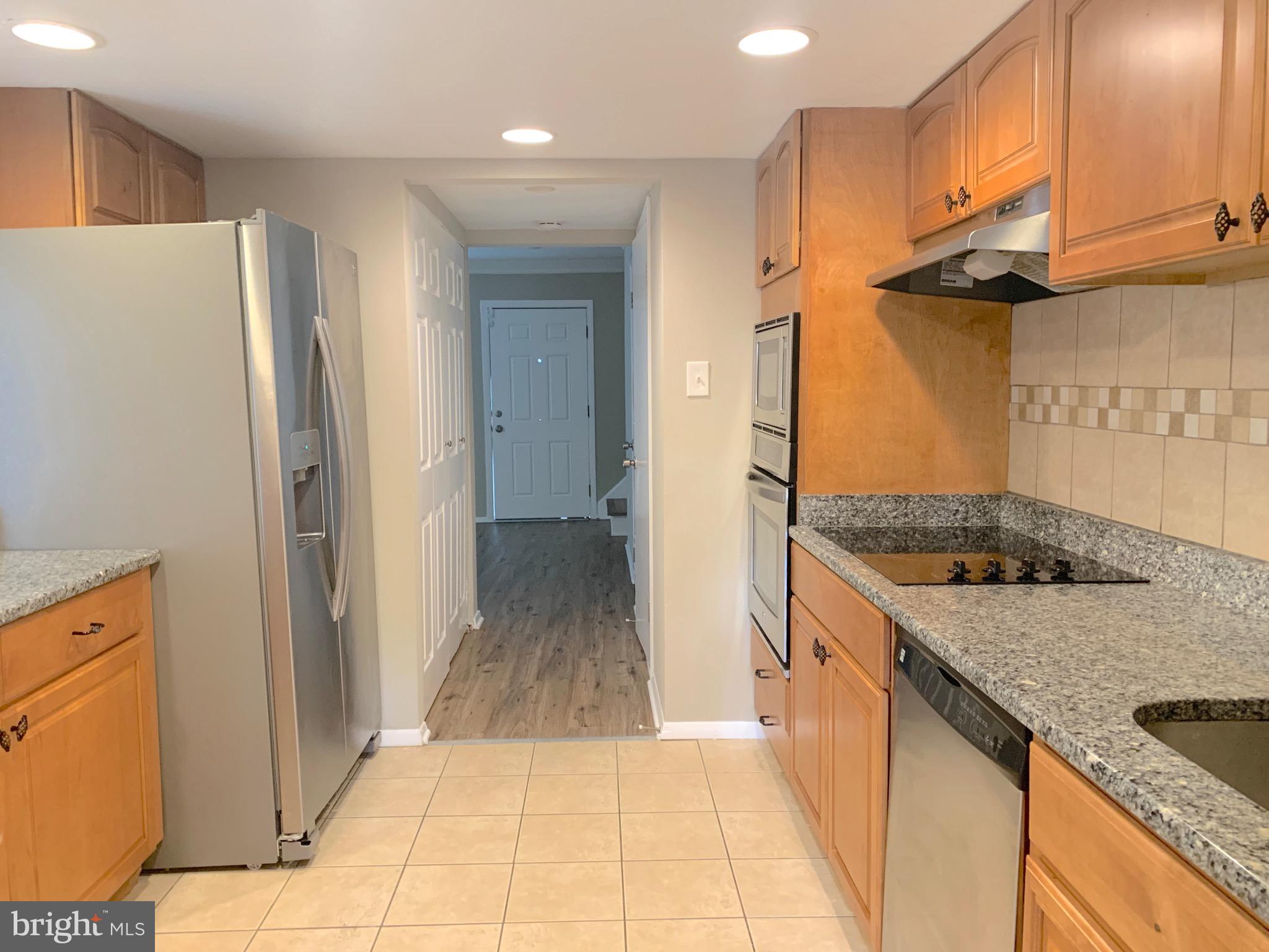 CROFTON TOWNE - Residential