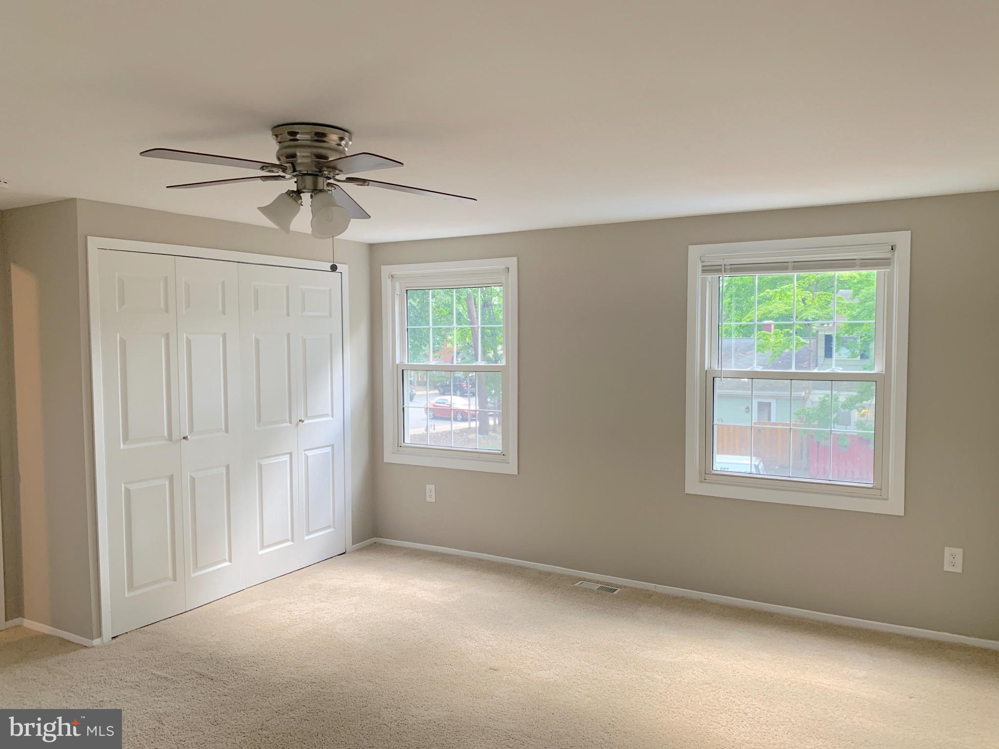 CROFTON TOWNE - Residential