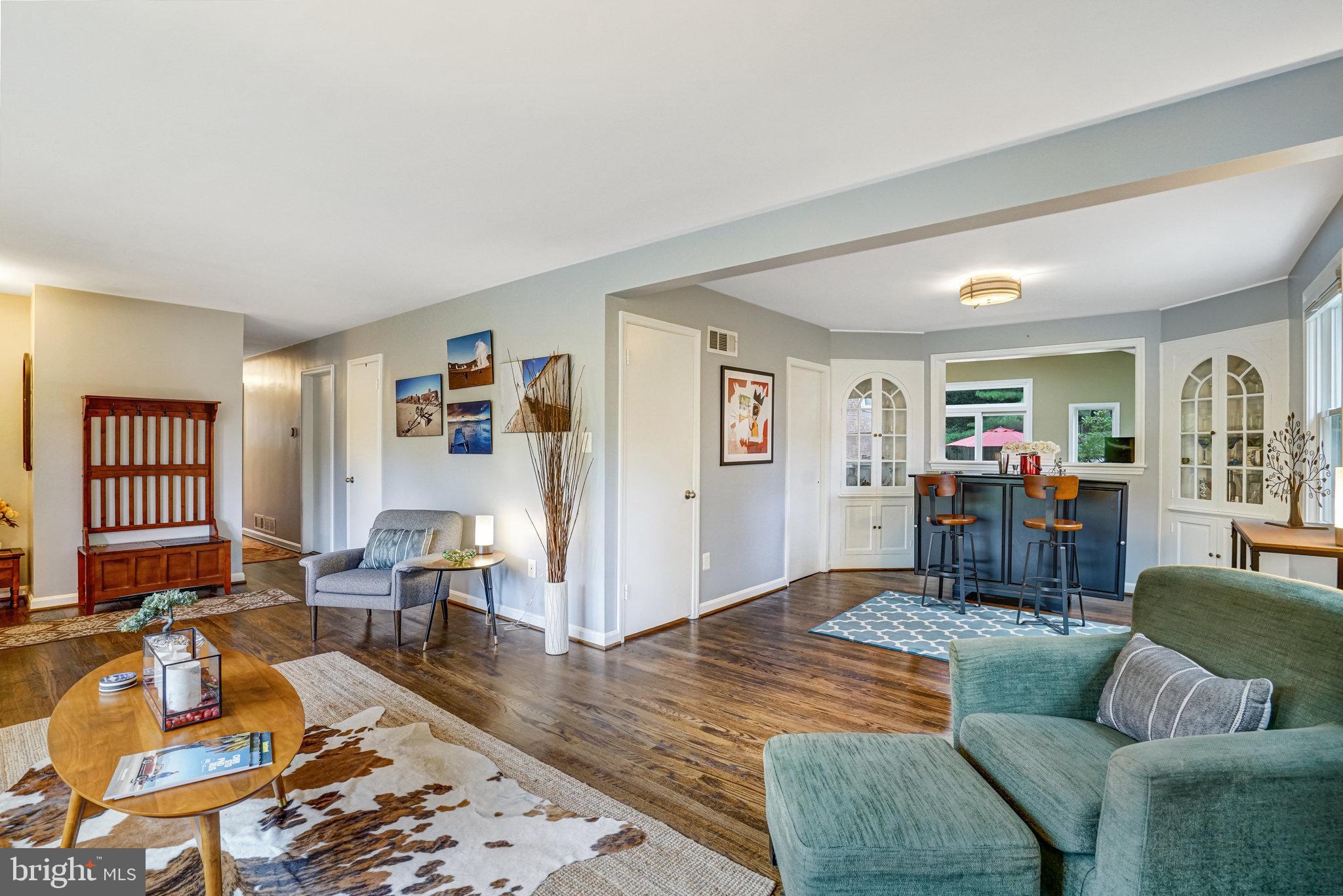 5223 YORKTOWN BOULEVARD