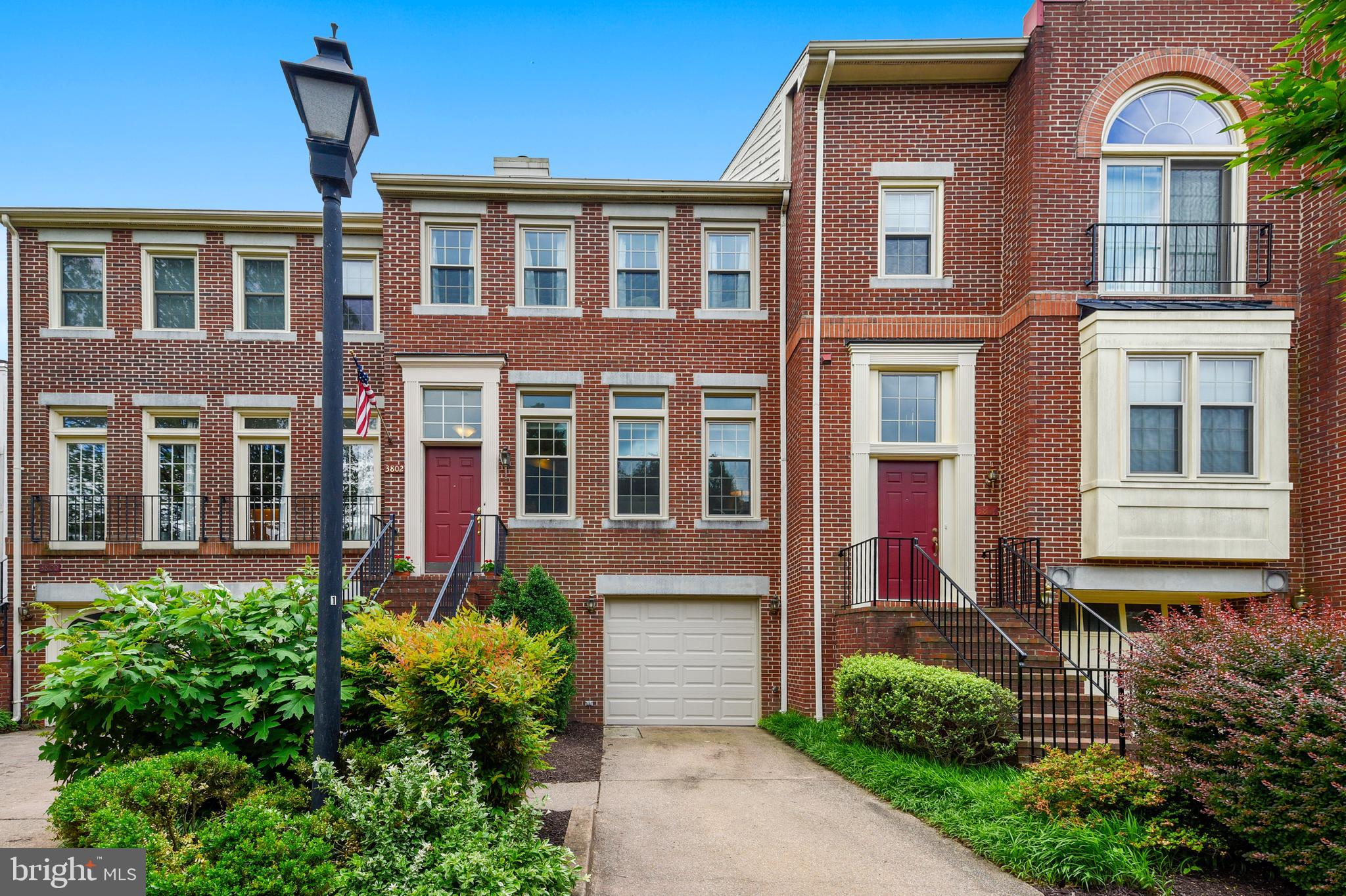 SUNNYSIDE - Residential