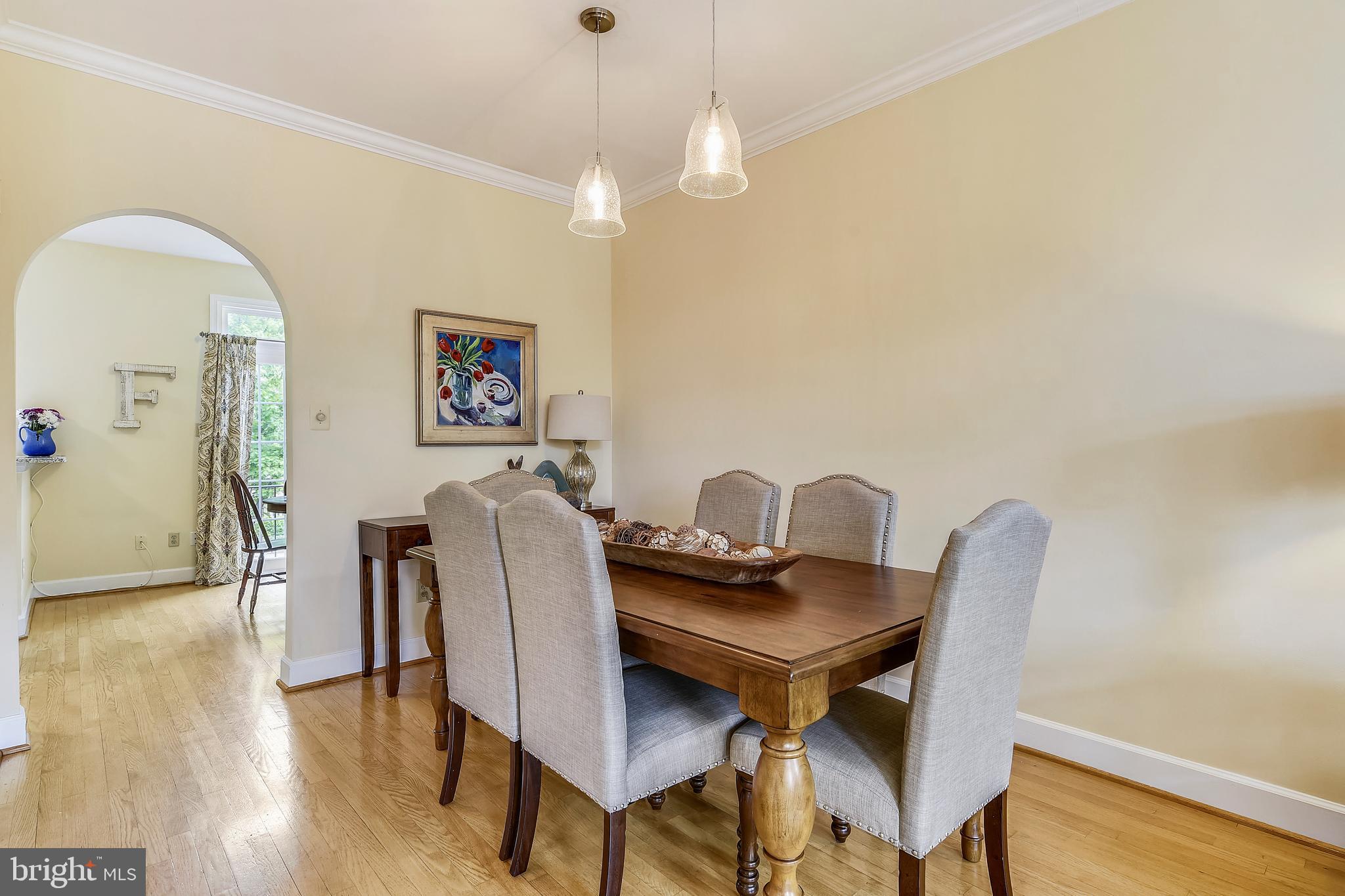 SUNNYSIDE - Residential