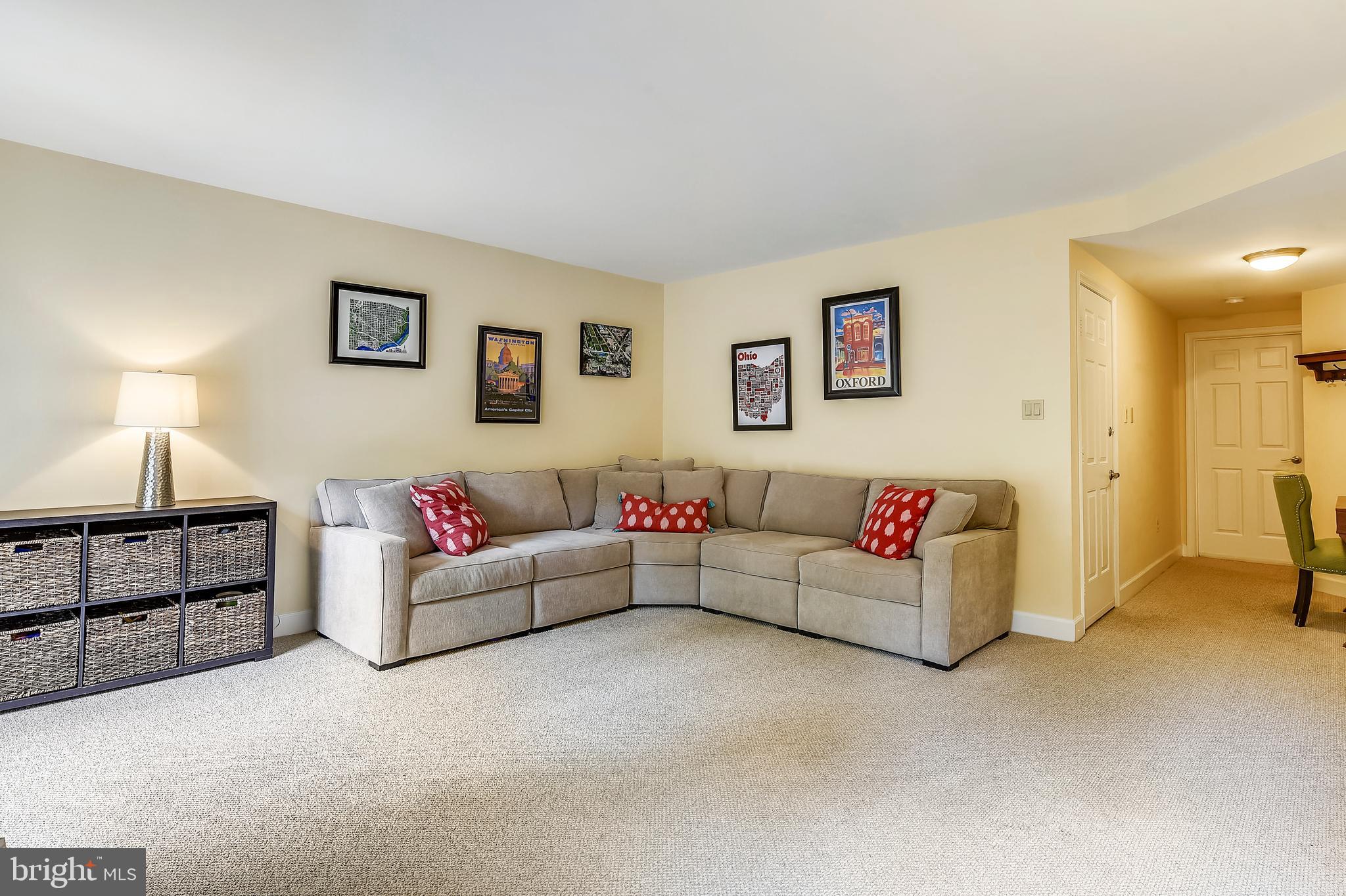 SUNNYSIDE - Residential