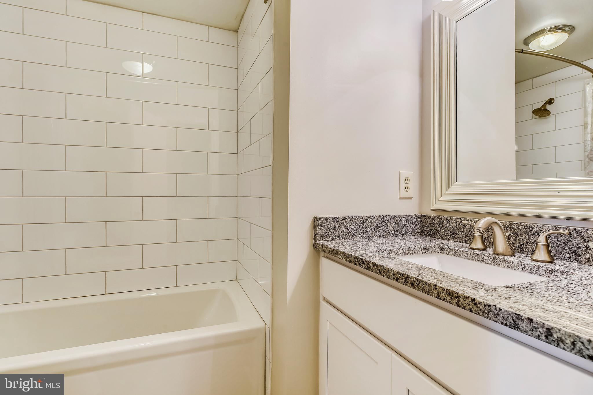 SUNNYSIDE - Residential