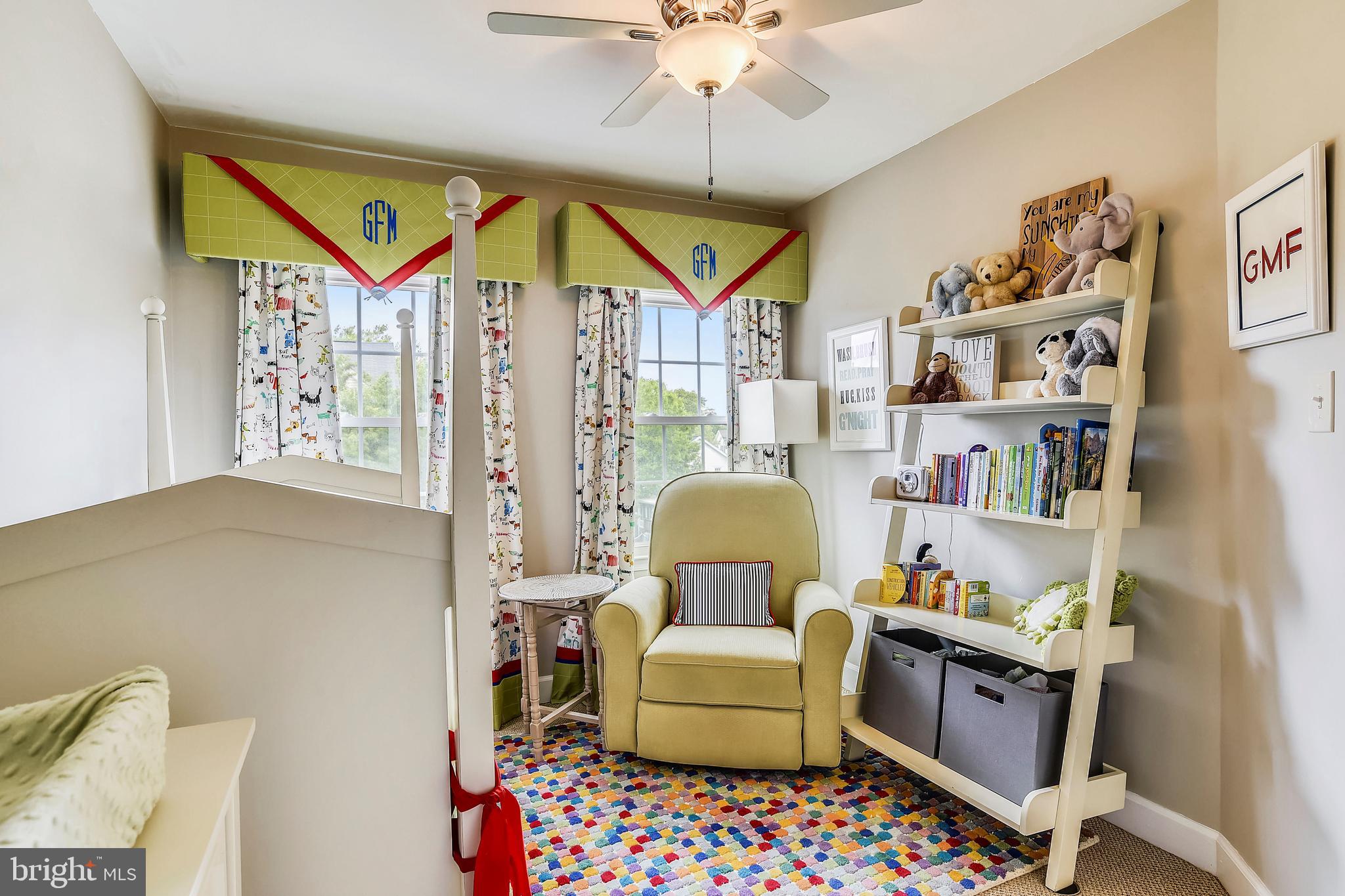 SUNNYSIDE - Residential