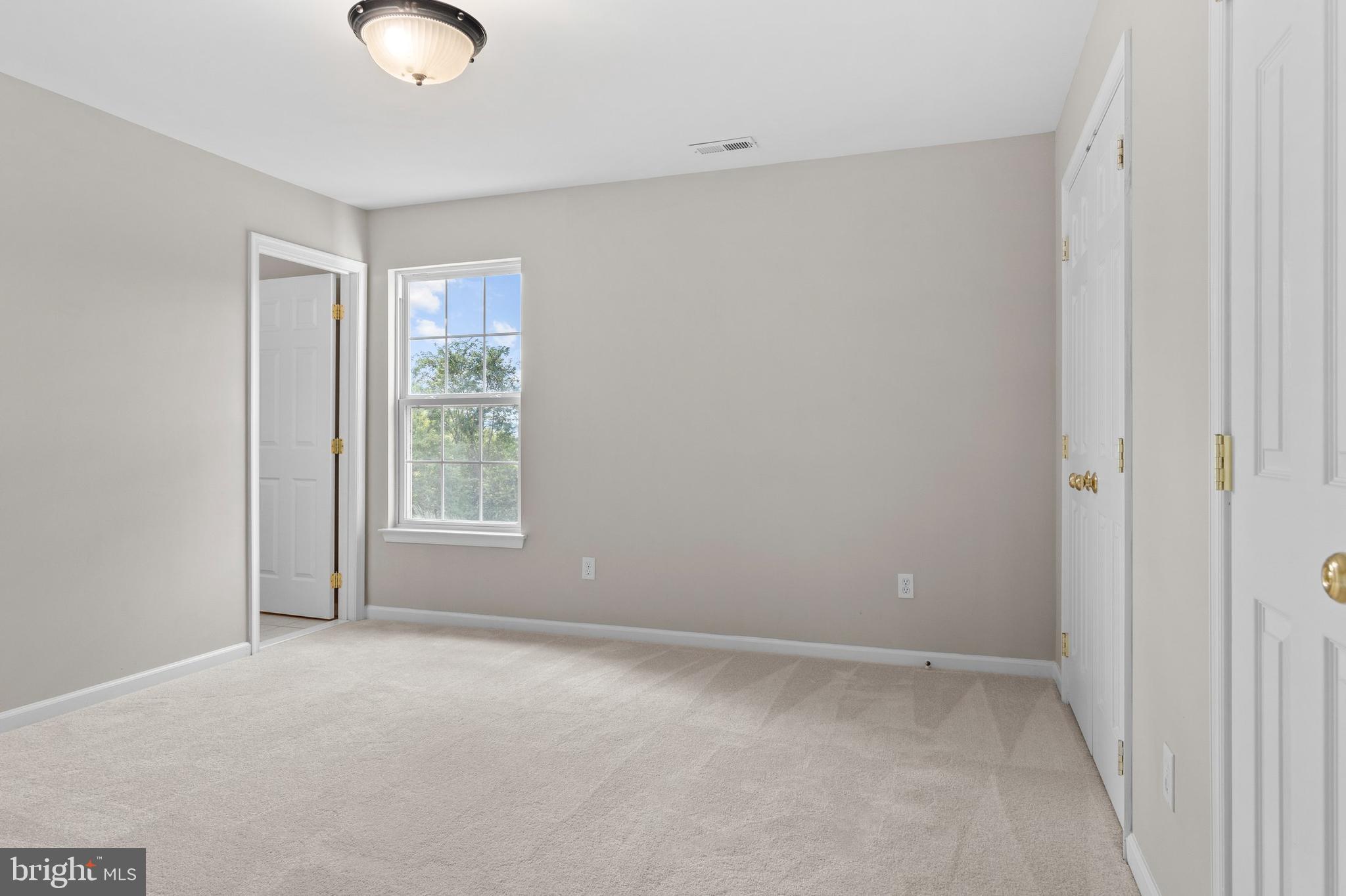 POTOMAC POINT - Residential