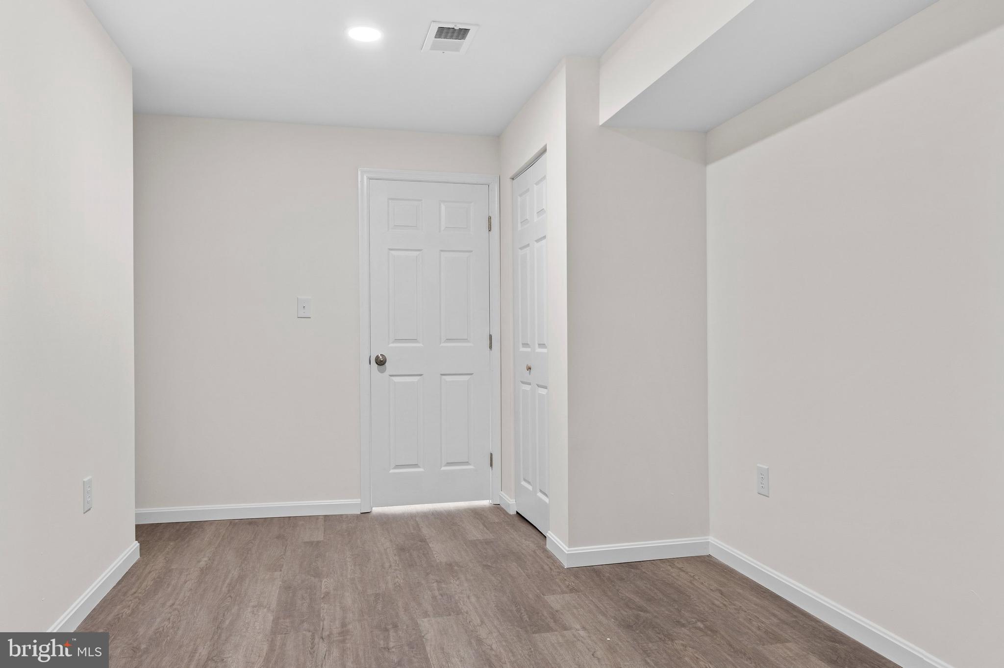 POTOMAC POINT - Residential