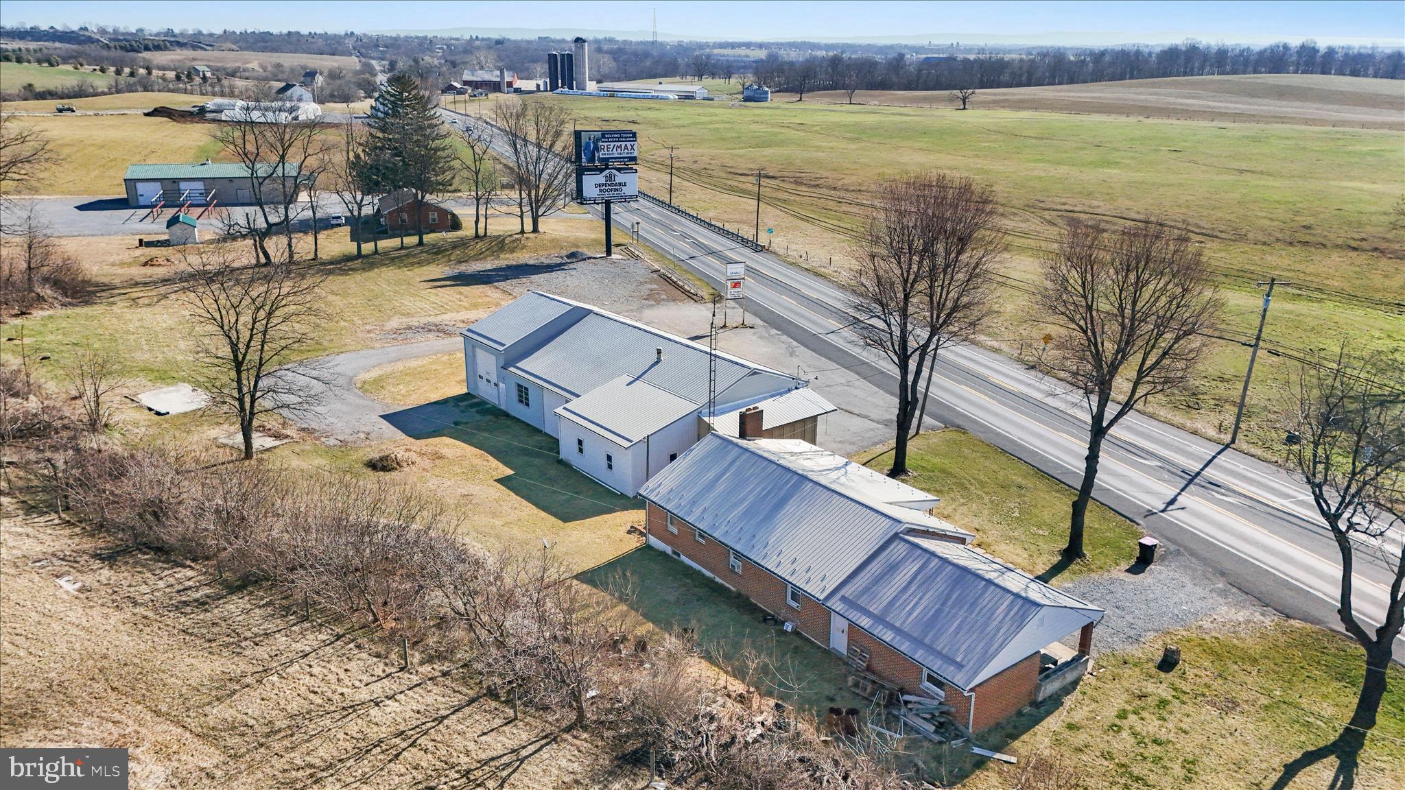 ST THOMAS - Commercial Lease