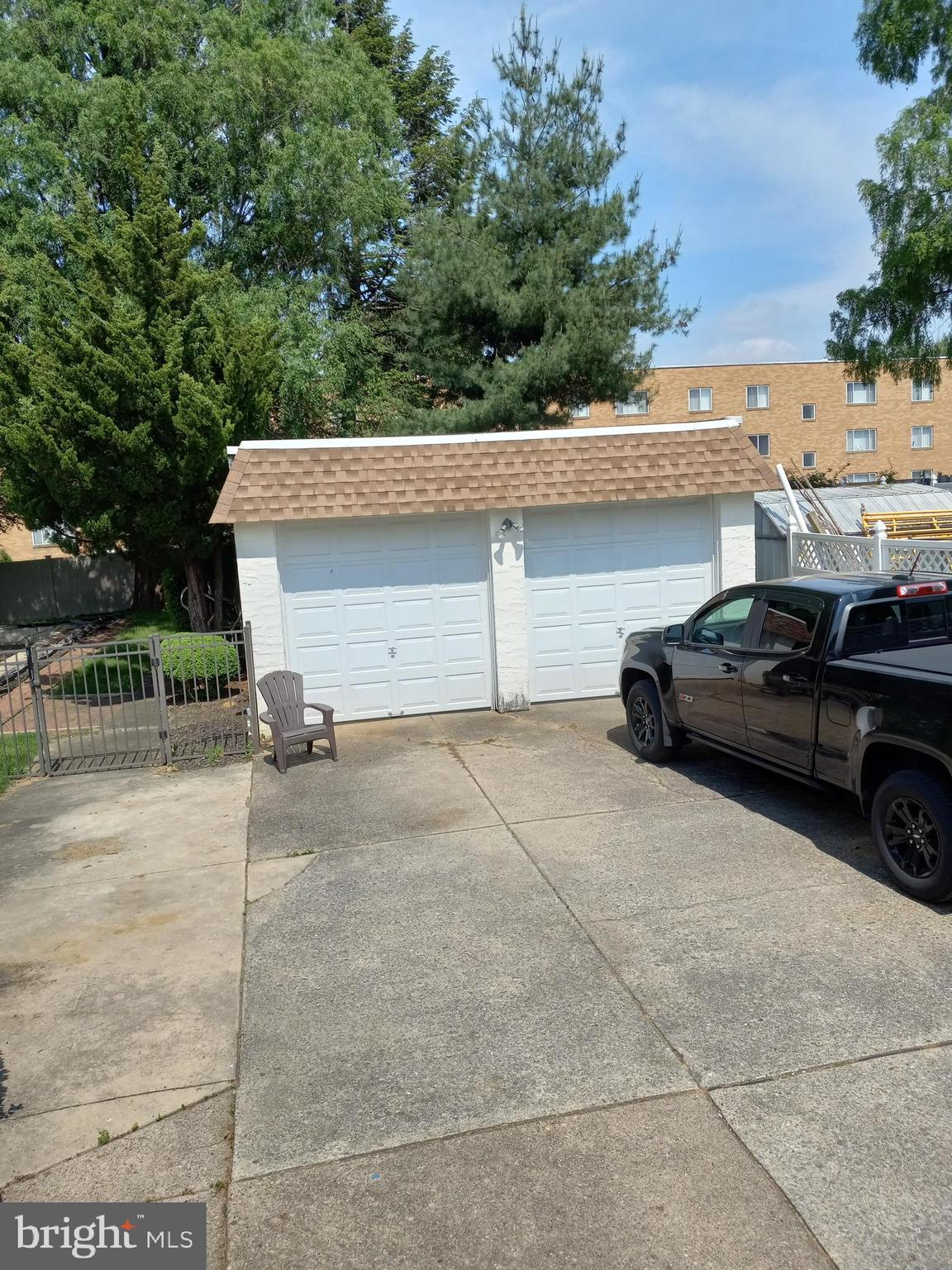 HOLMESBURG - Residential