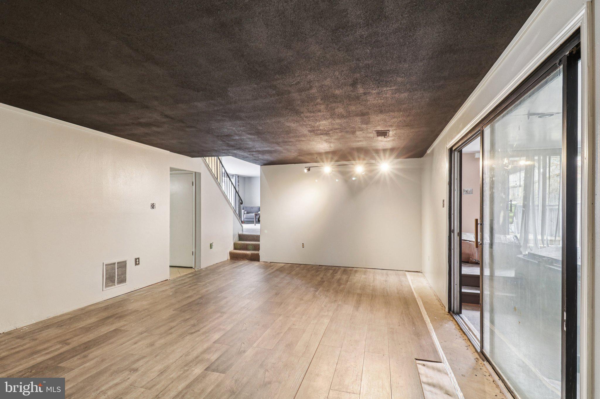 PINEFIELD - Residential