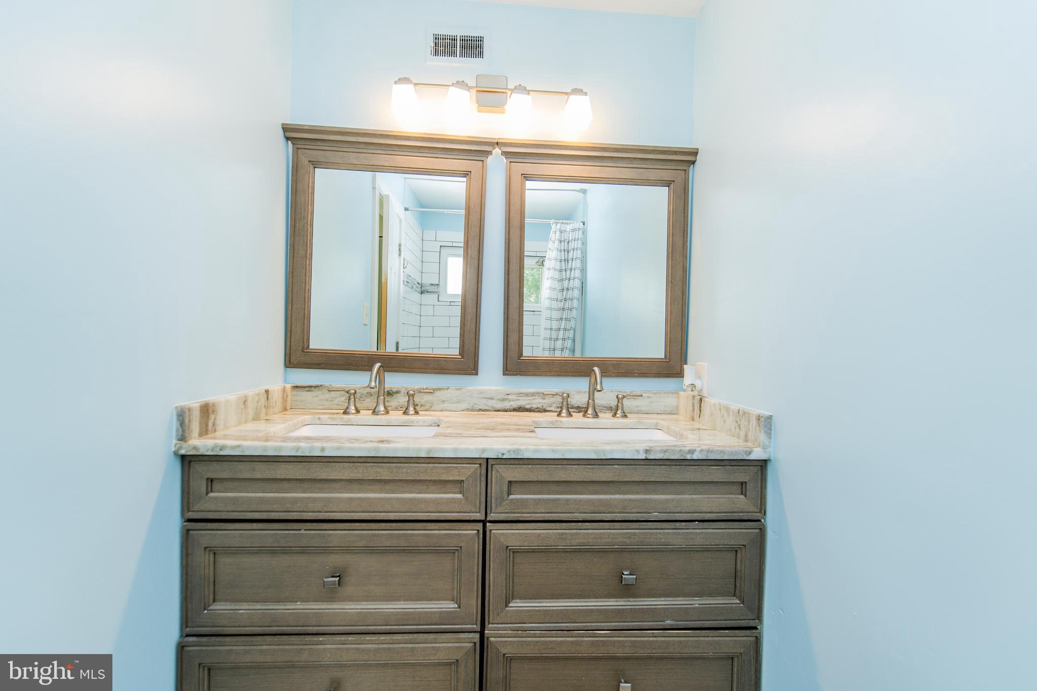 POINTER RIDGE - Residential