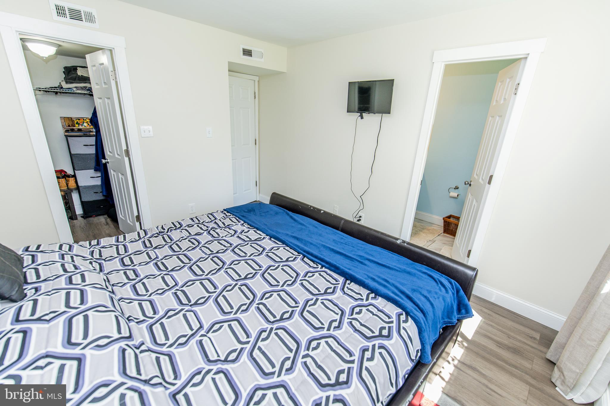 POINTER RIDGE - Residential