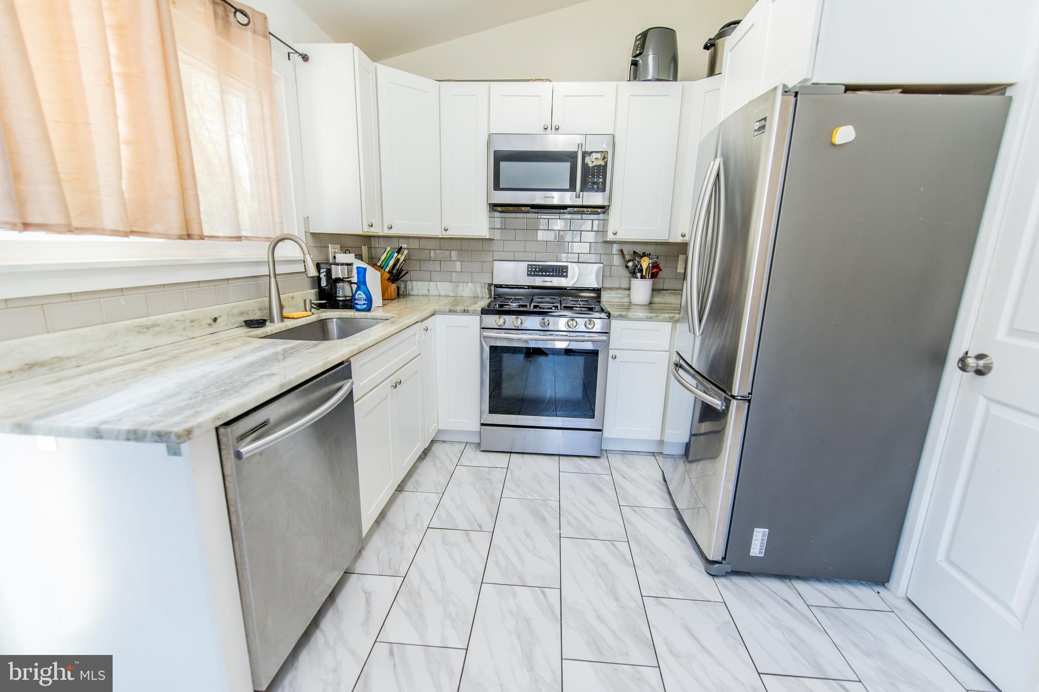 POINTER RIDGE - Residential