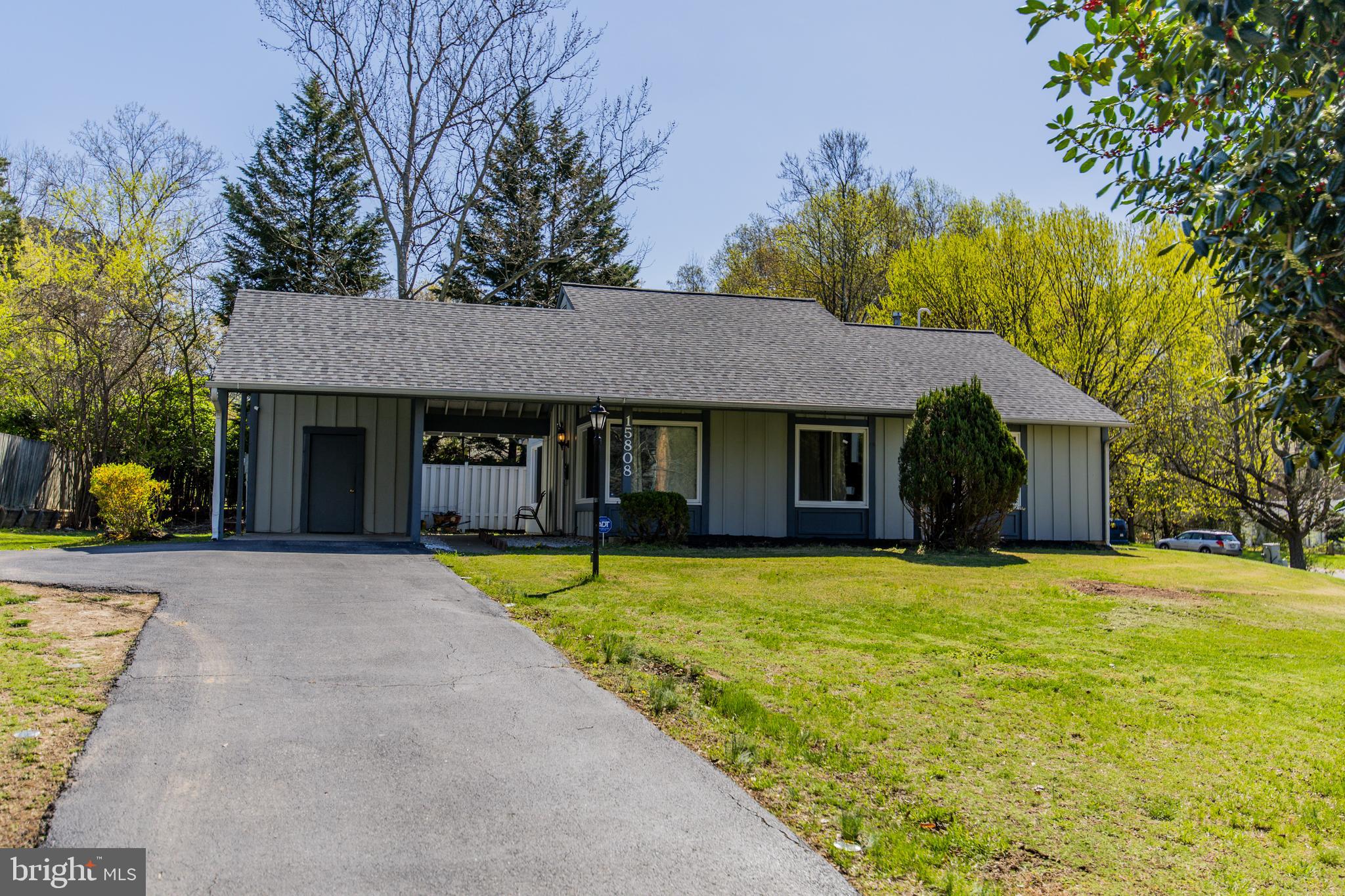 POINTER RIDGE - Residential