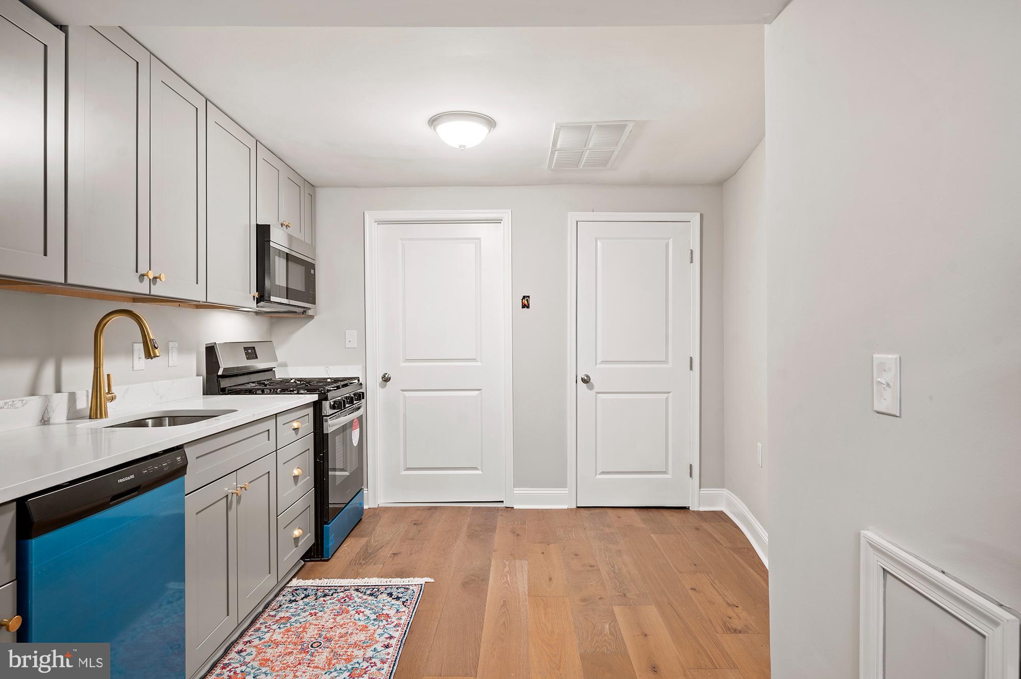 UPPER FELLS POINT - Residential