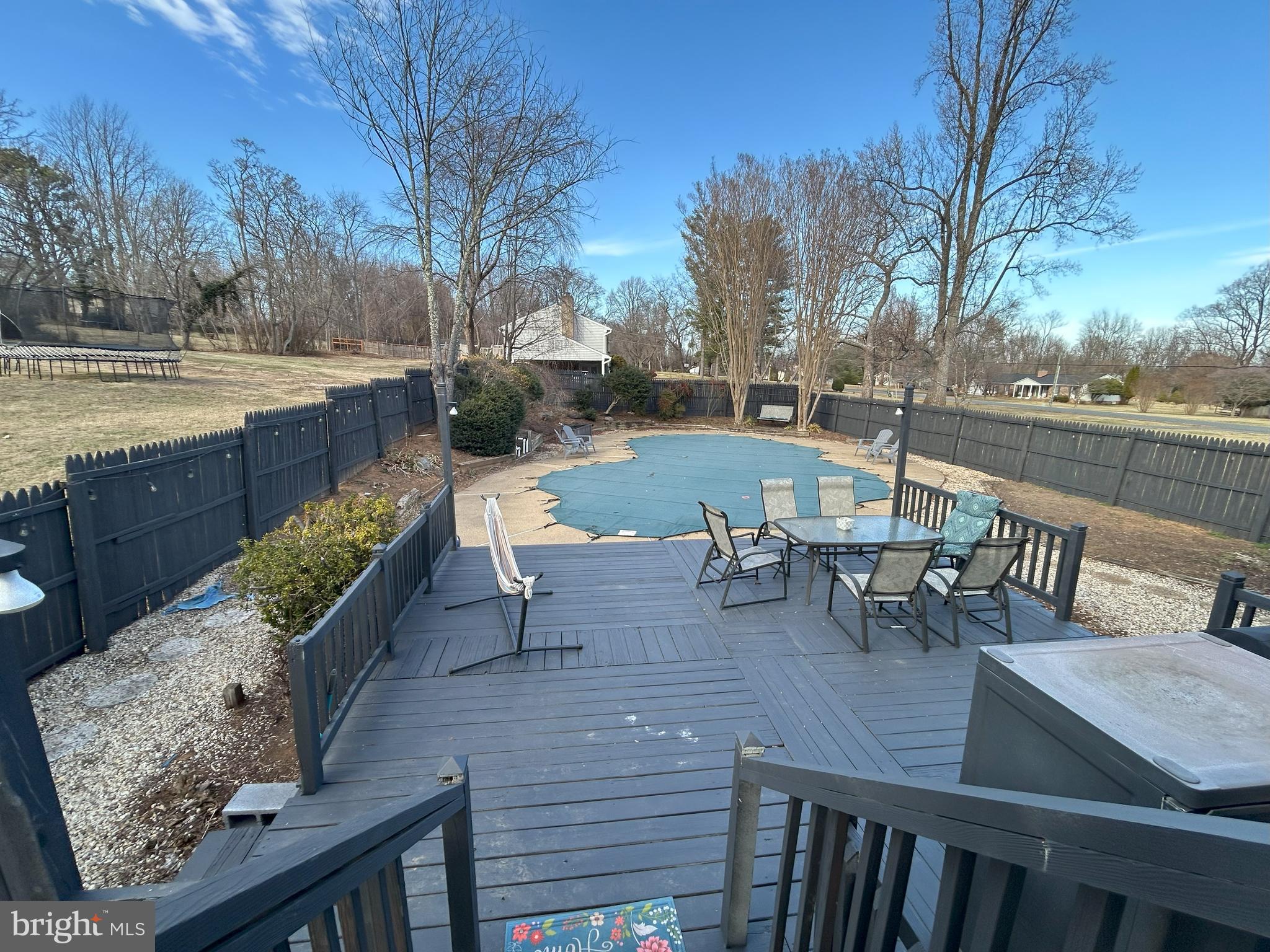 CRESCENT HILLS ESTATES - Residential