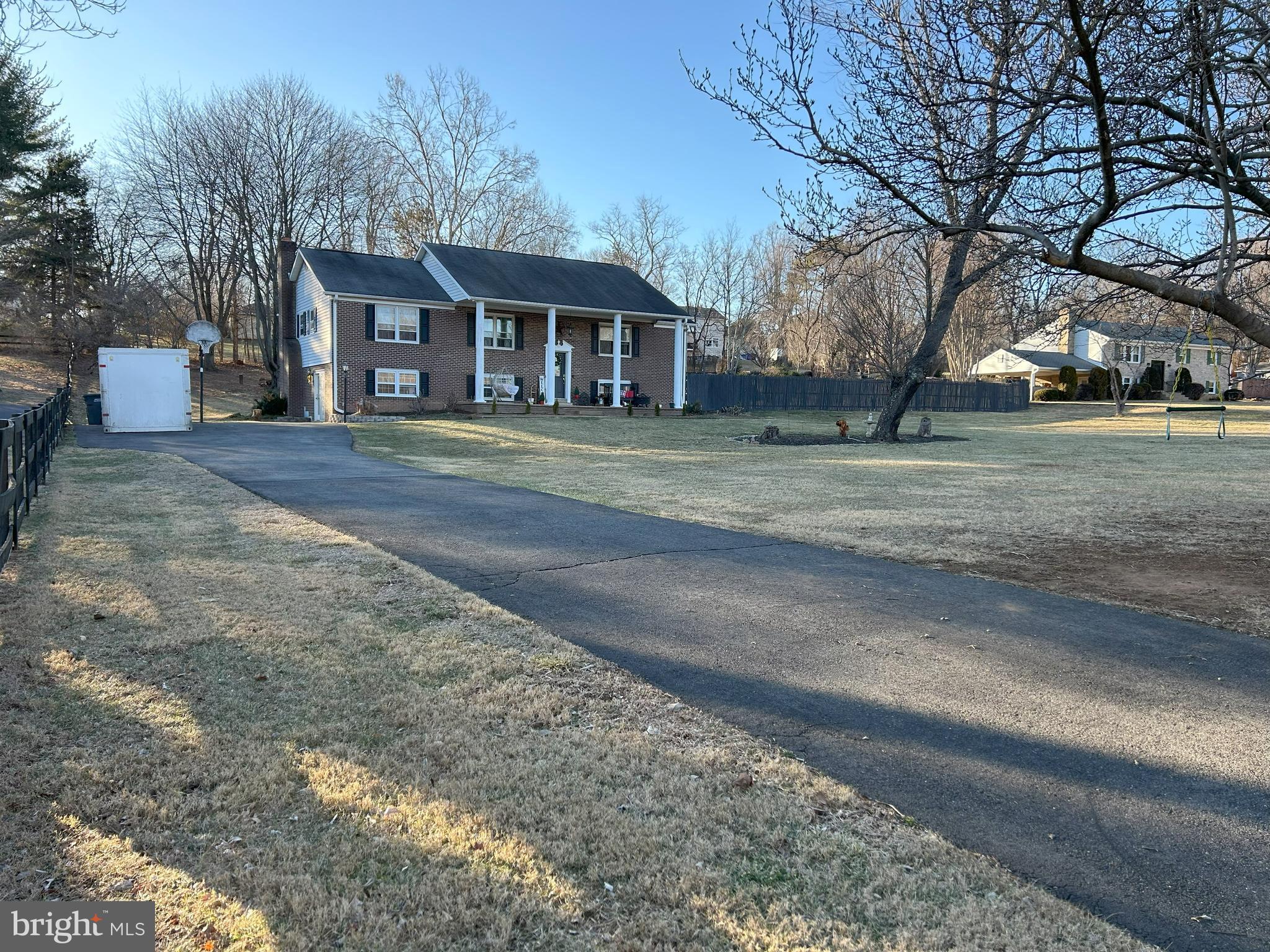 CRESCENT HILLS ESTATES - Residential