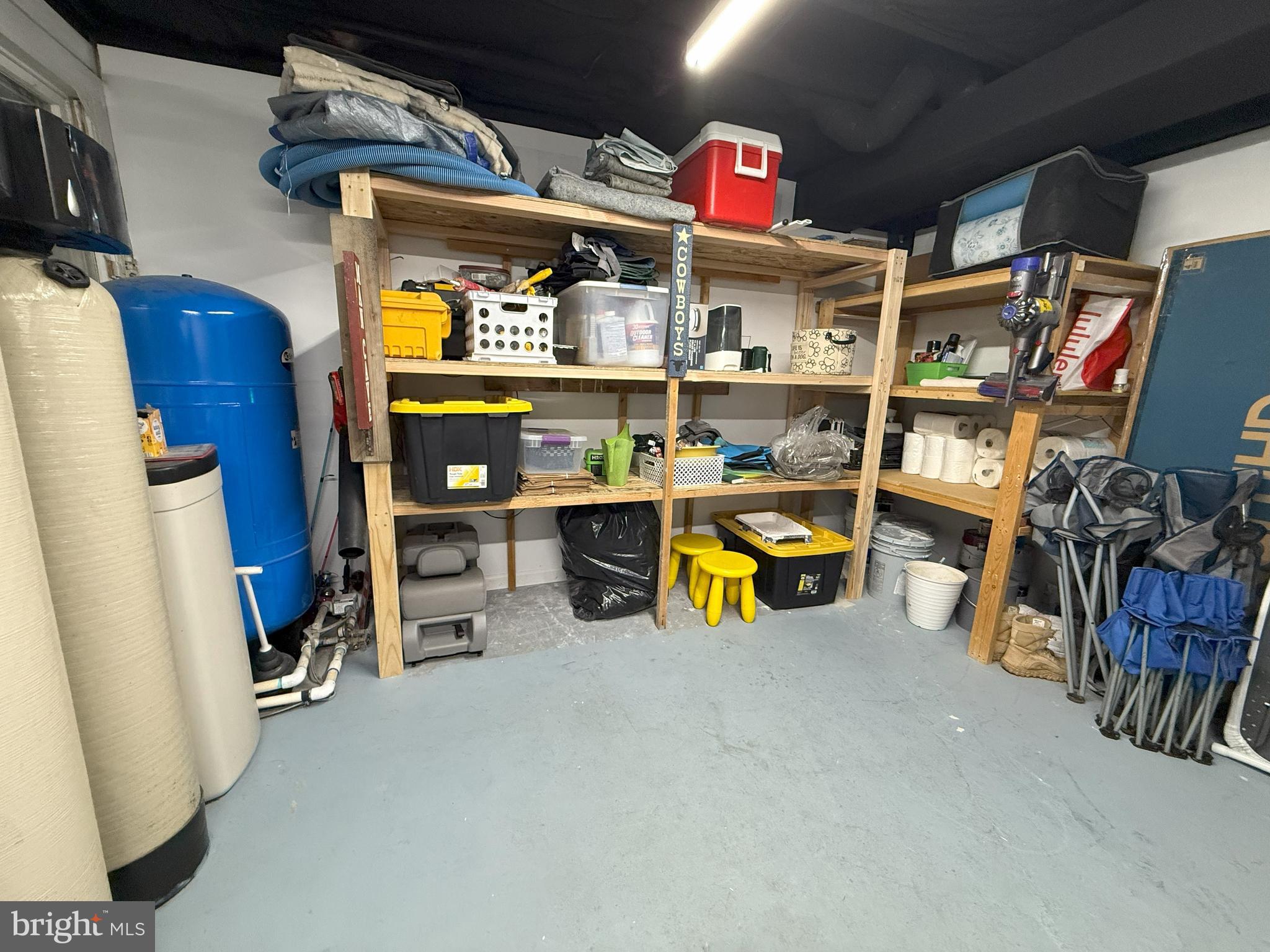 CRESCENT HILLS ESTATES - Residential