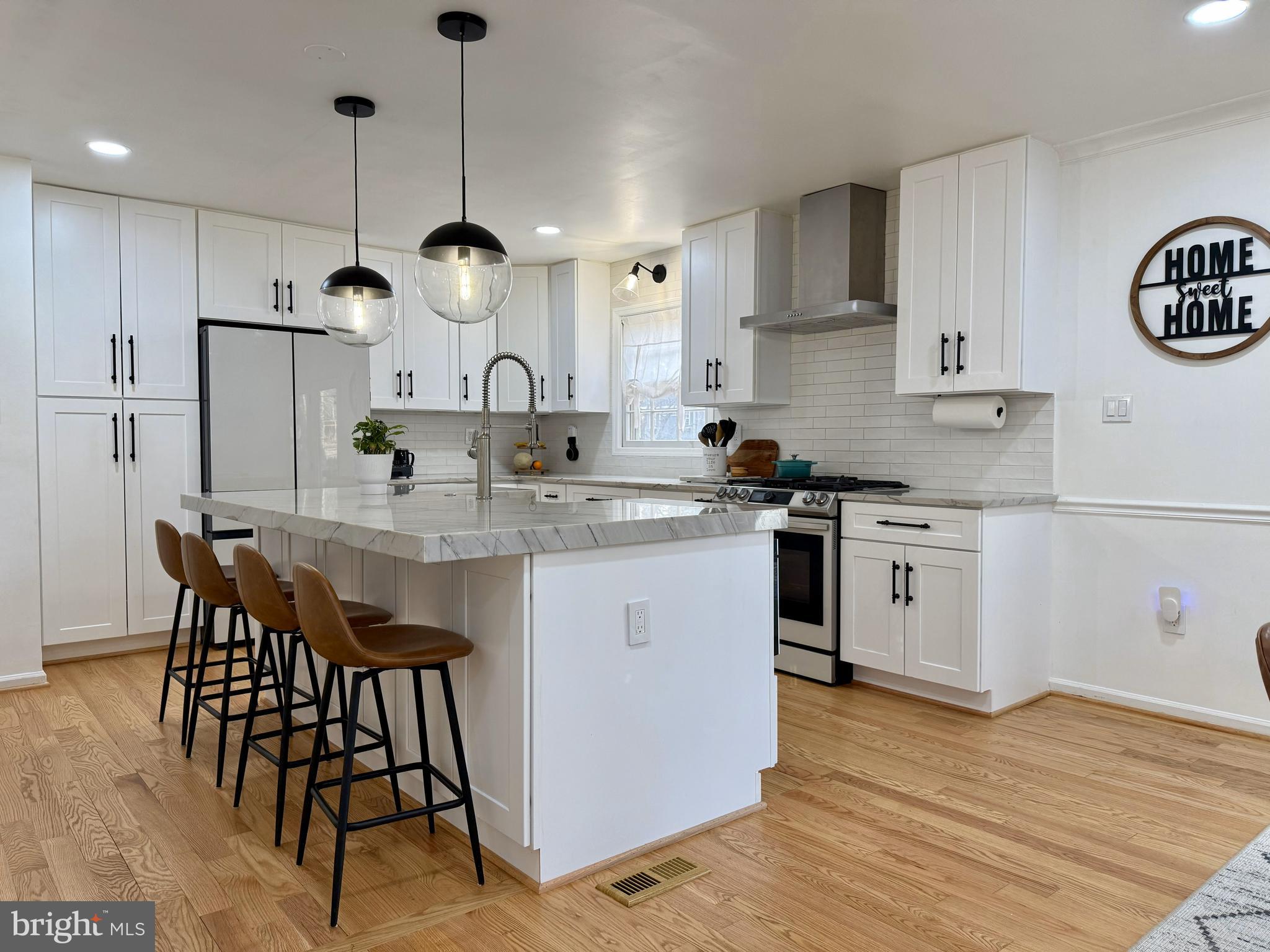 CRESCENT HILLS ESTATES - Residential