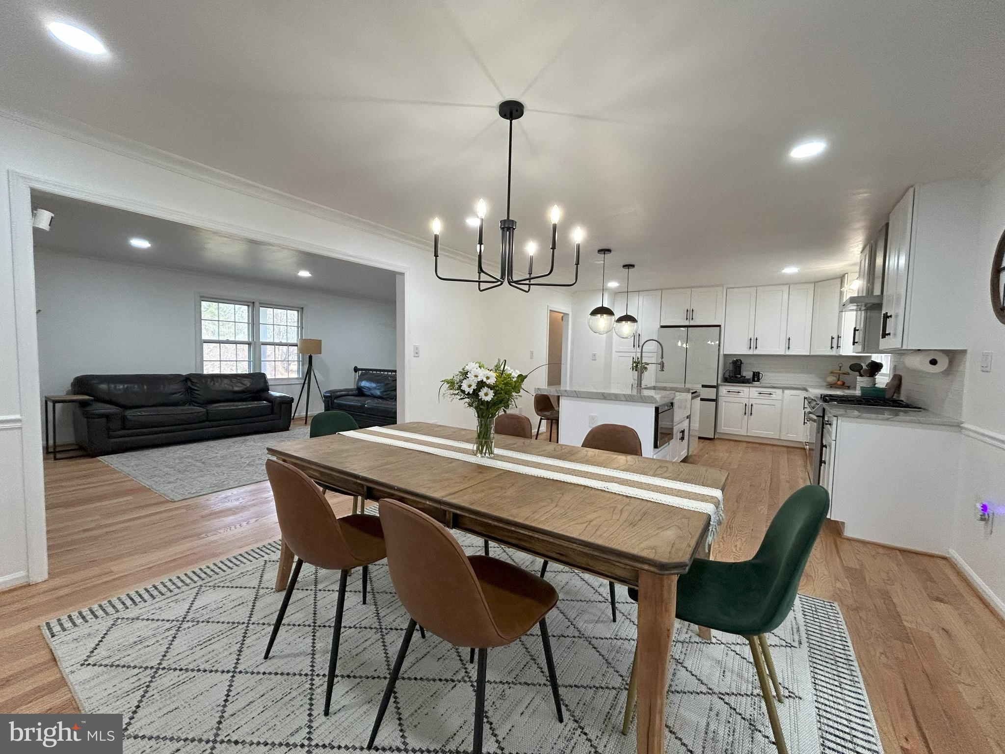 CRESCENT HILLS ESTATES - Residential