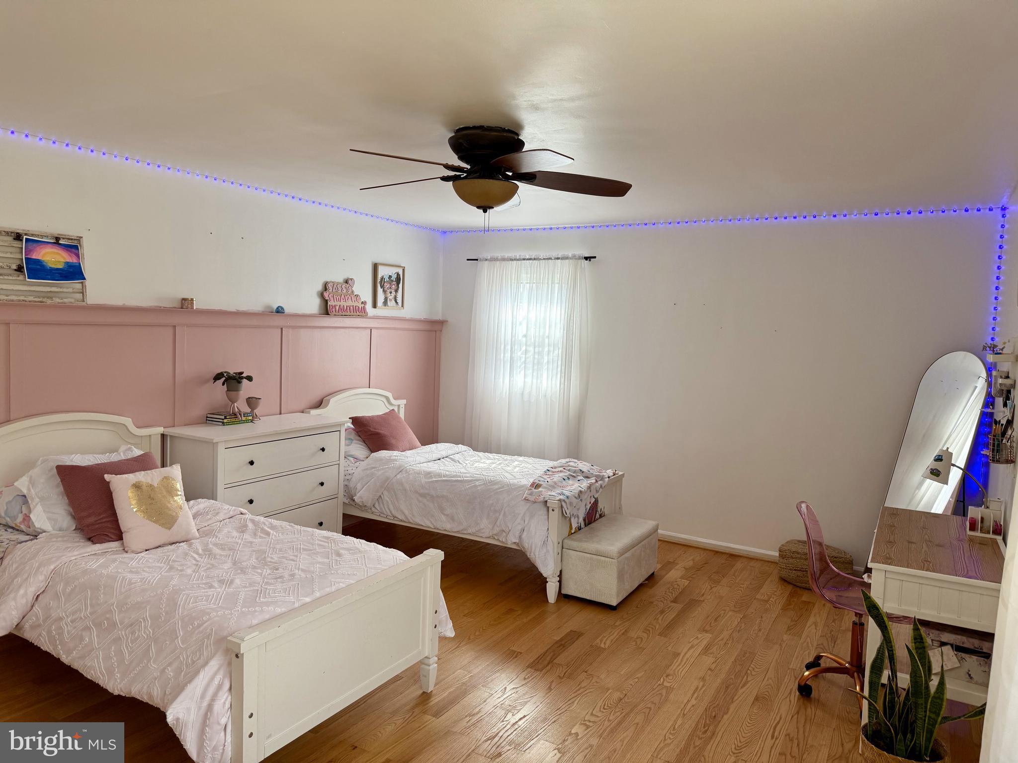 CRESCENT HILLS ESTATES - Residential