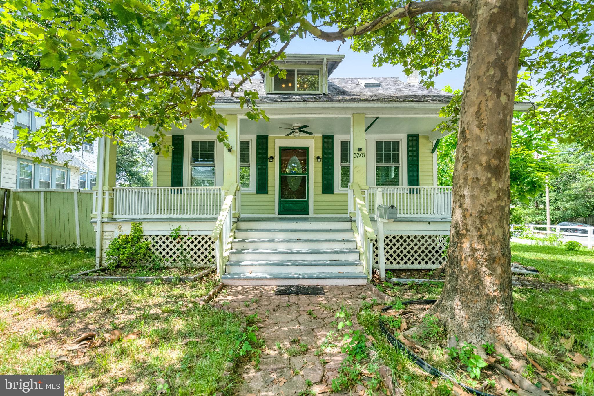3201 N PERSHING DRIVE